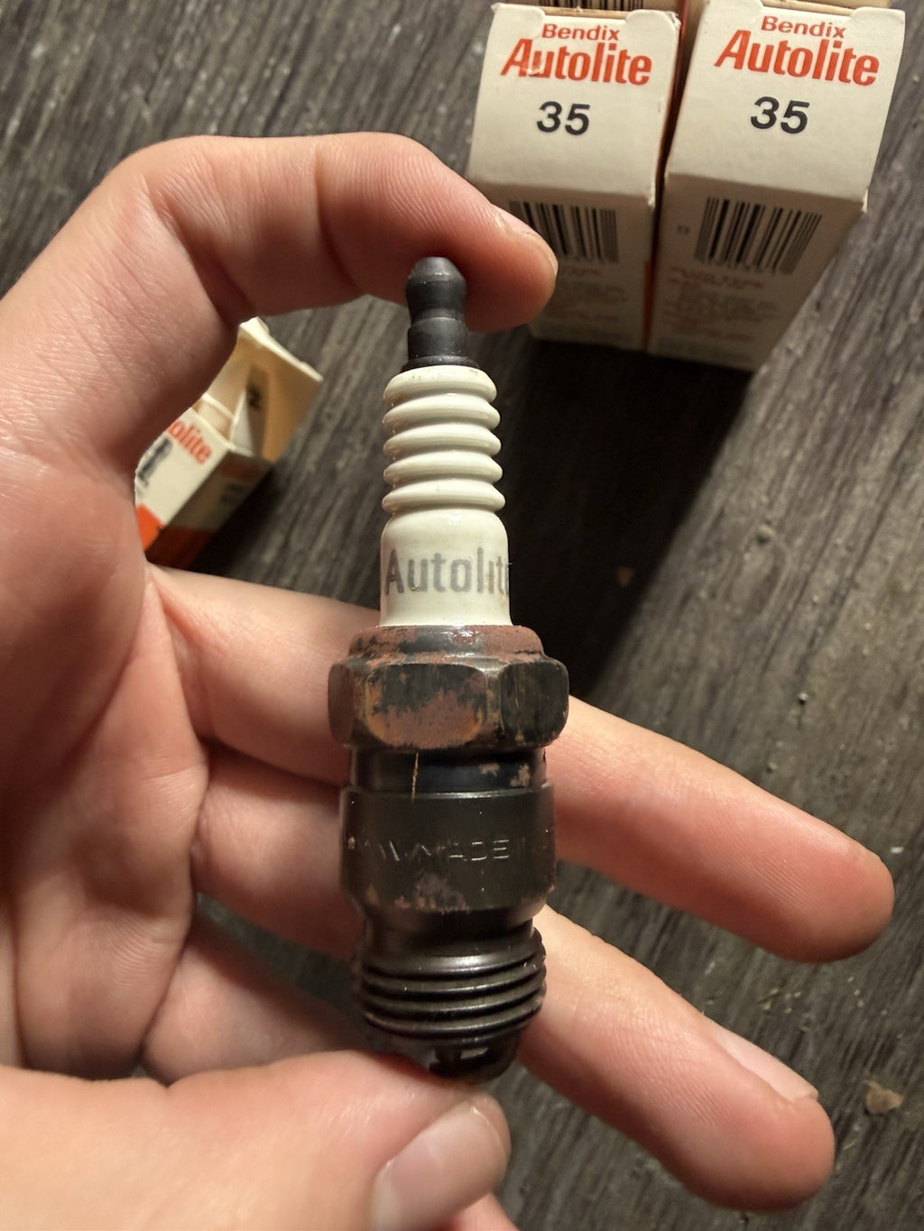 NOS Motorcraft Autolite 35 Spark Plugs Lot Of 53