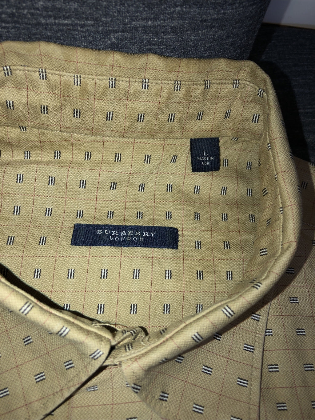 Burberry London Men's Button Down Beige Size Large1