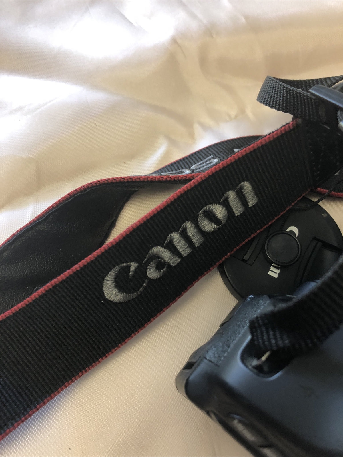 Canon EOS Rebel T3i 18-55mm 1:3.5-5.6 IS II Untested8