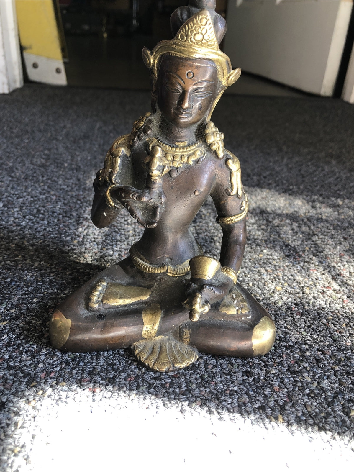 OLD VINTAGE BRONZE BUDDHA STATUE1