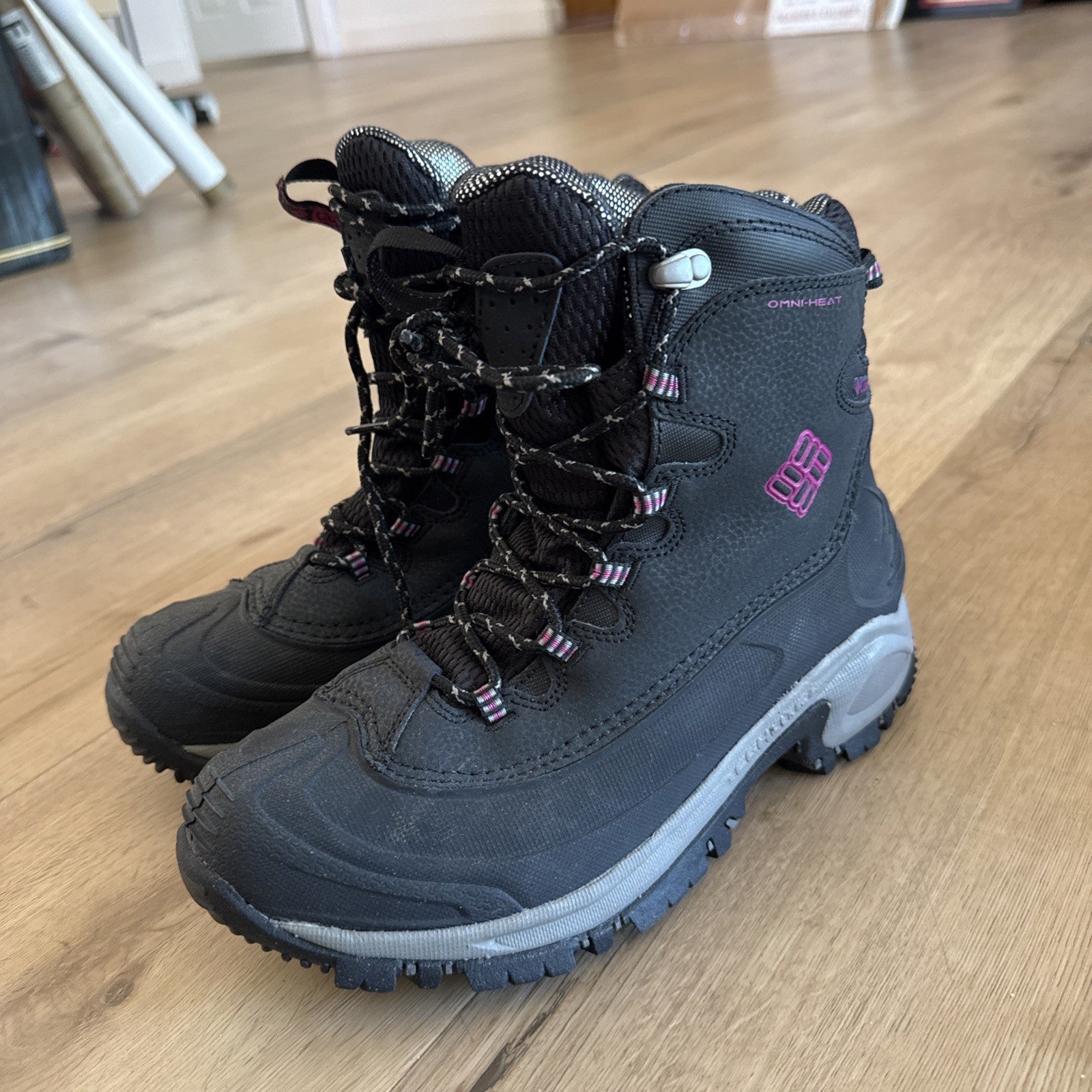 Columbia Women's Arctic Trip Omni-Heat Waterproof Winter Boots Size 70