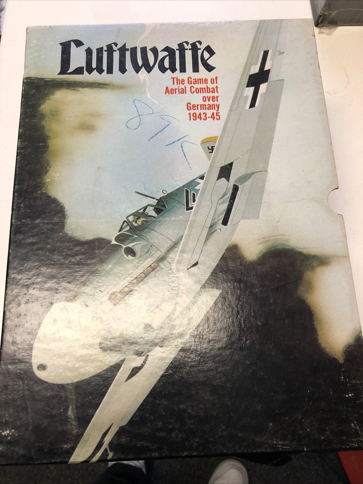 Vintage Luftwaffe combat Game by Avalon Hill (1970)0