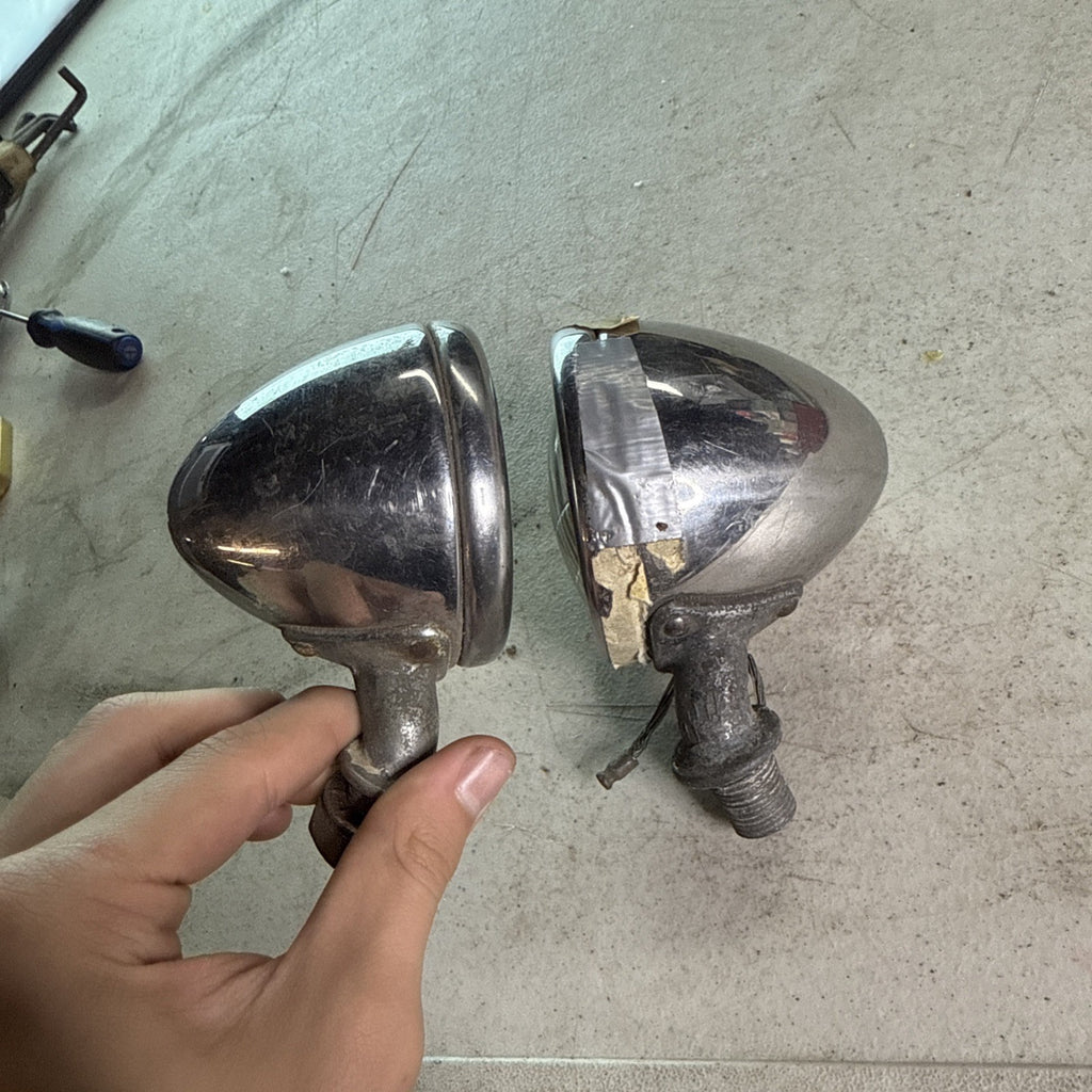 Small Chrome Fender Light 1930's Bolt On One Missing Lens1