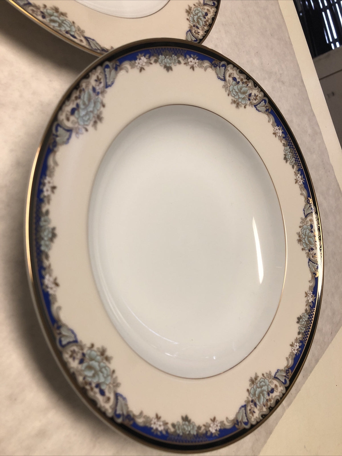 Mikasa Kingsley Rimmed Soup Bowl & Salad Plate LAC28 Blue & Gold Trim Lot Of 21