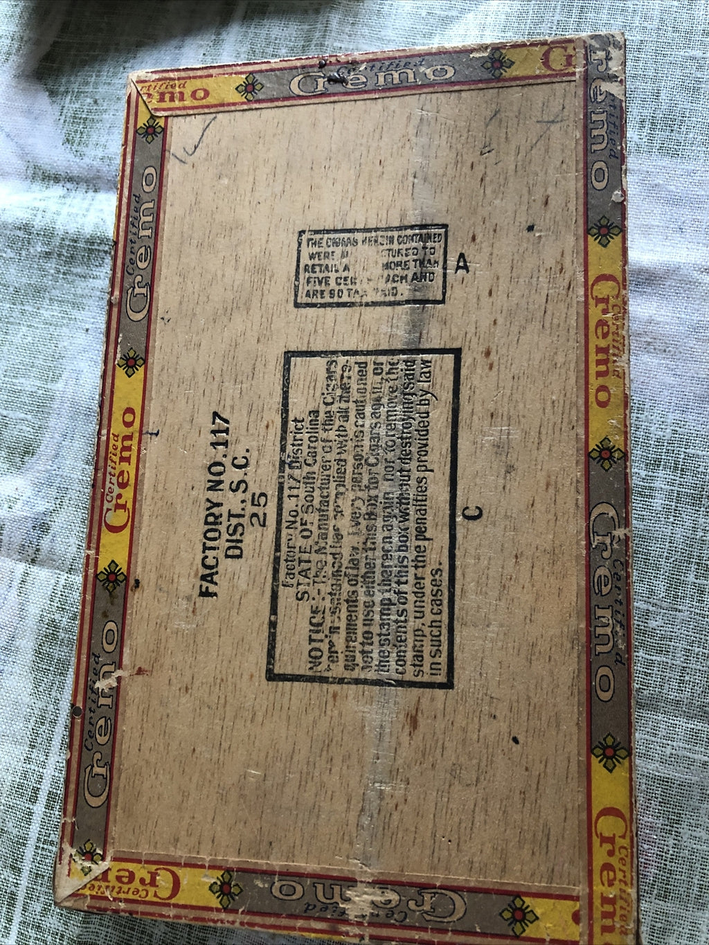 Vintage 5c Certified Cremo Cigar Box Factory No.1173