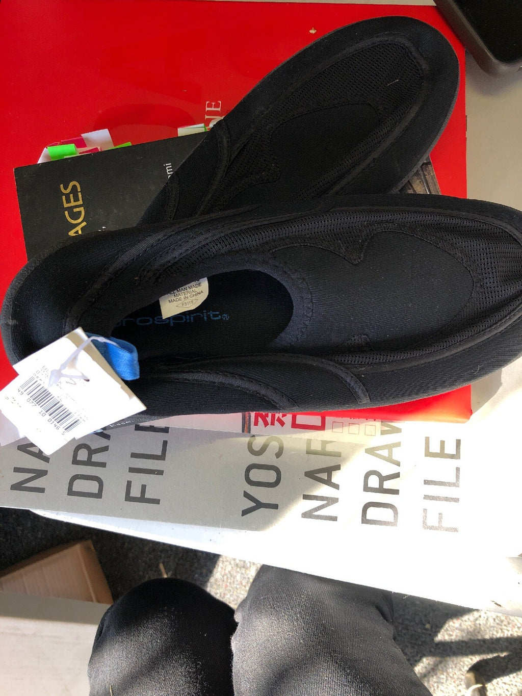NWT Pro Spirit Men's Pool Water Shoes 7 M Black NEW0