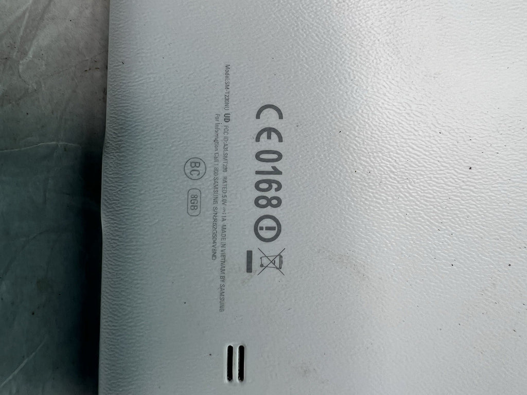 Samsung Galaxy Tab A 8GB   7" screen SM-T280 BWIFI TABLET2
