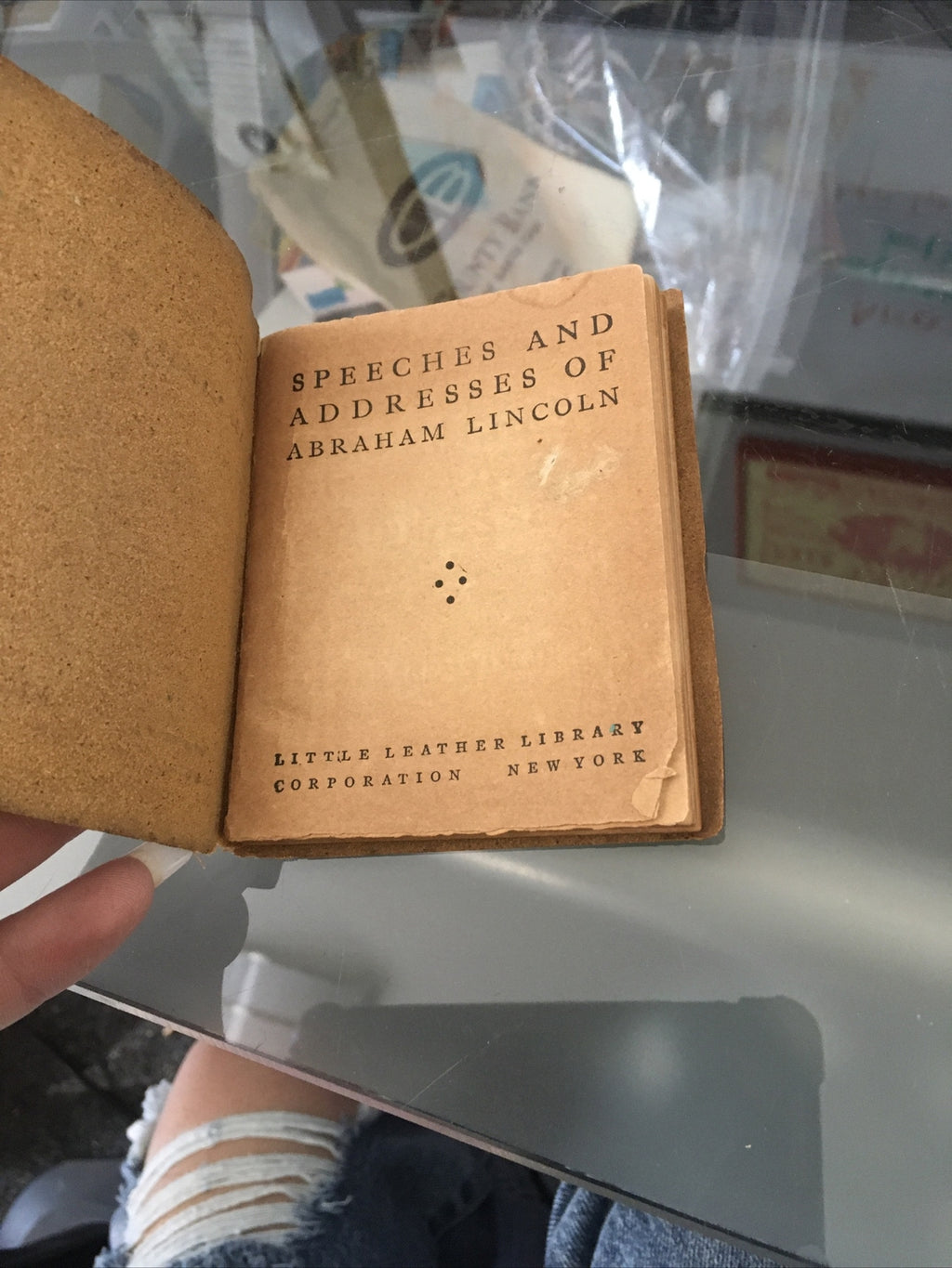  Abraham Lincoln -  Speeches and Addresses (Historical) Little Leather Library 1