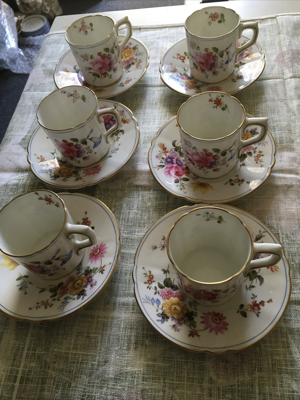 6 Royal Crown Derby English Tea Cups and Saucers Made In England1