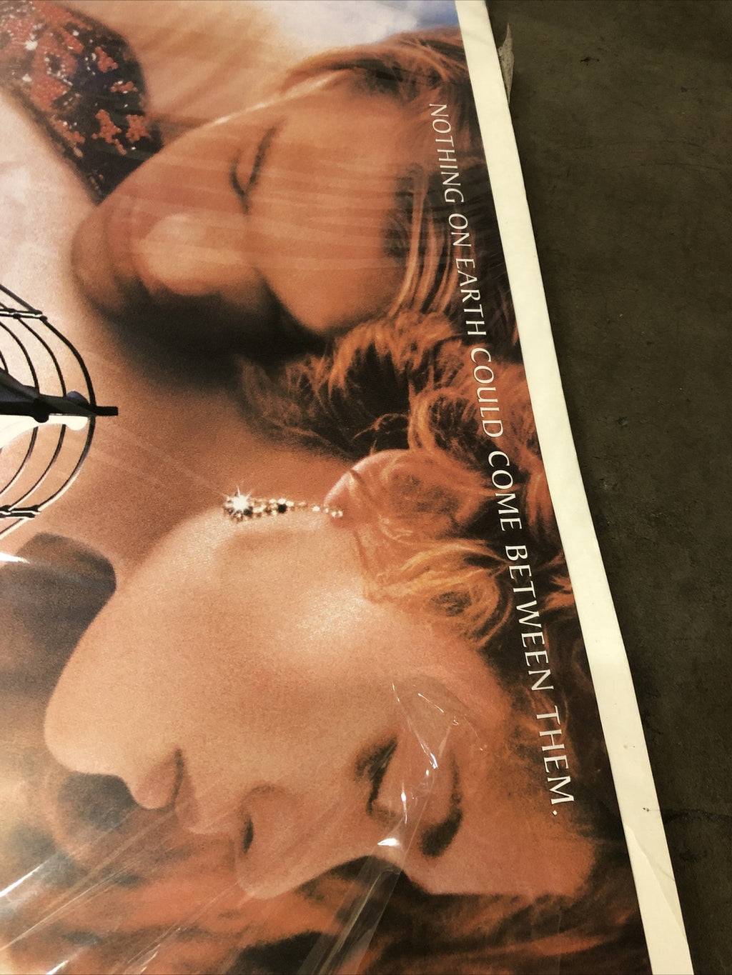 TITANIC 1997 MOVIE POSTER LEONARDO DICAPRIO KATE WINSLET 40”x30”8