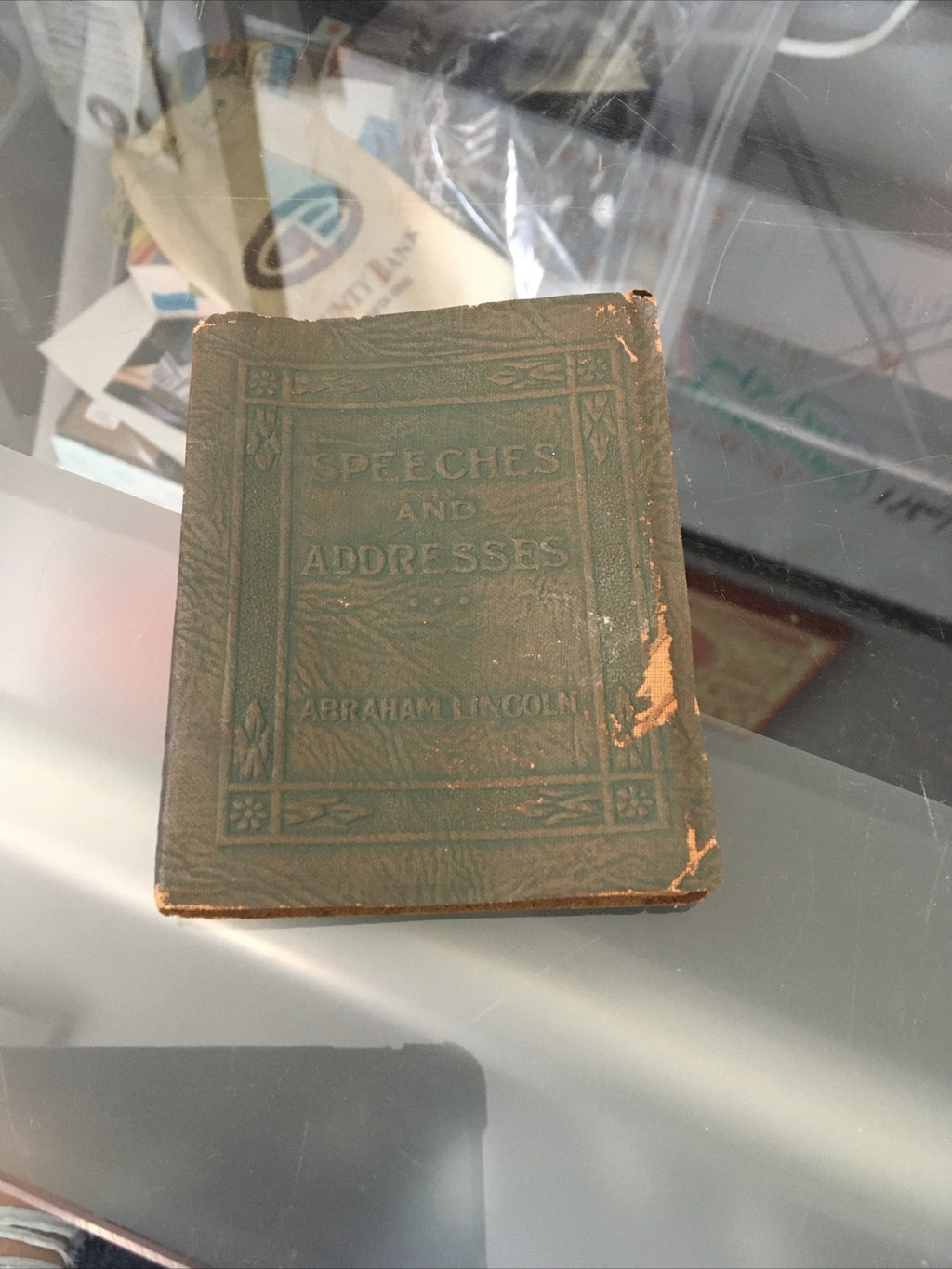  Abraham Lincoln -  Speeches and Addresses (Historical) Little Leather Library 0