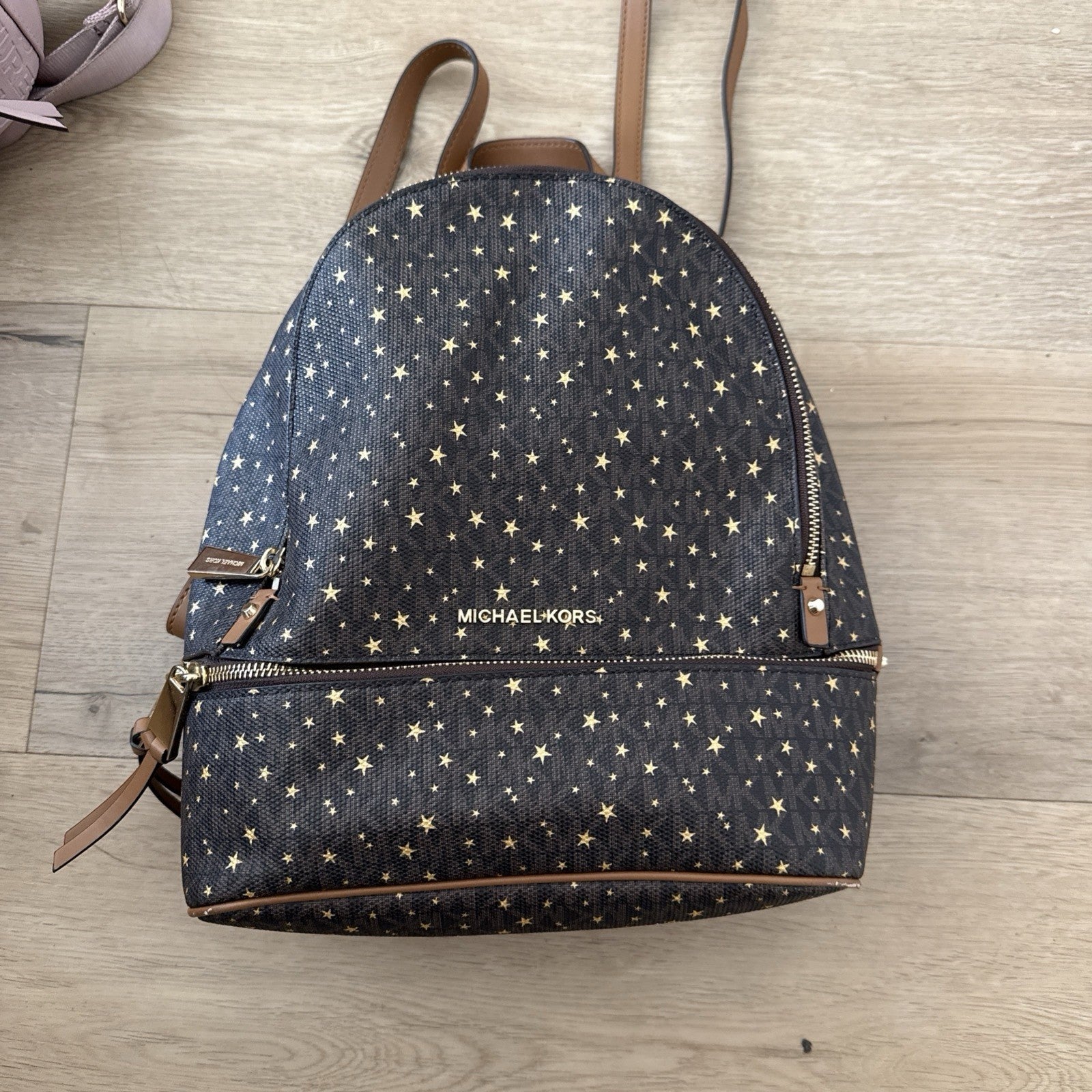 Michael Kors Rhea Zip Logo Stars Brown, Medium Backpack0
