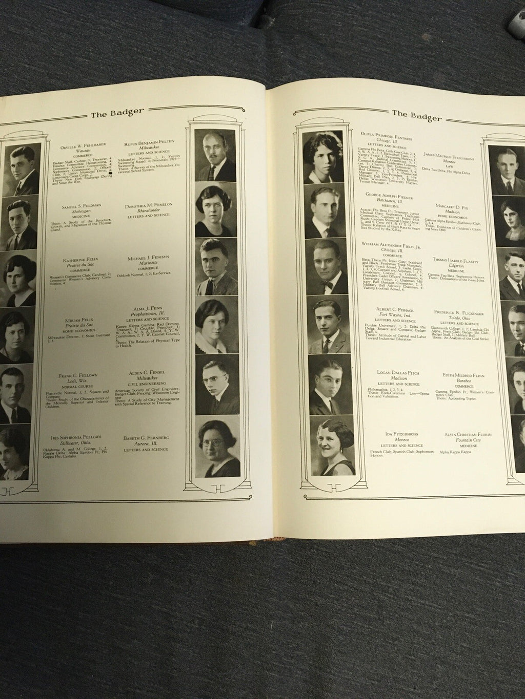 THE BADGER YEARBOOK 1924 (1923) UNIVERSITY OF WISCONSIN Volume 38 The Junio Clas5