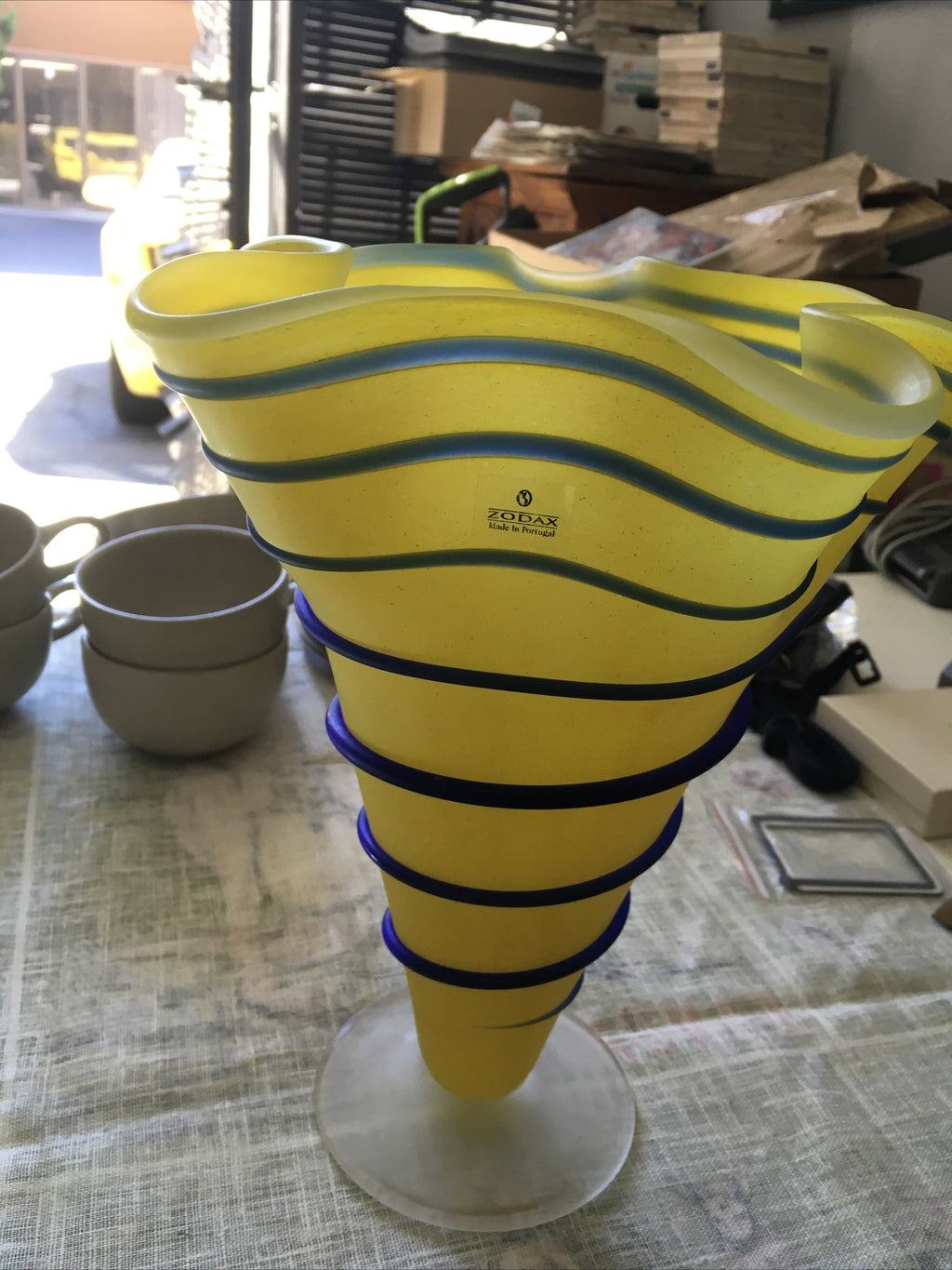 Zodax Art Glass Yellow And Blue Vase Vessel 10”x8.5”2