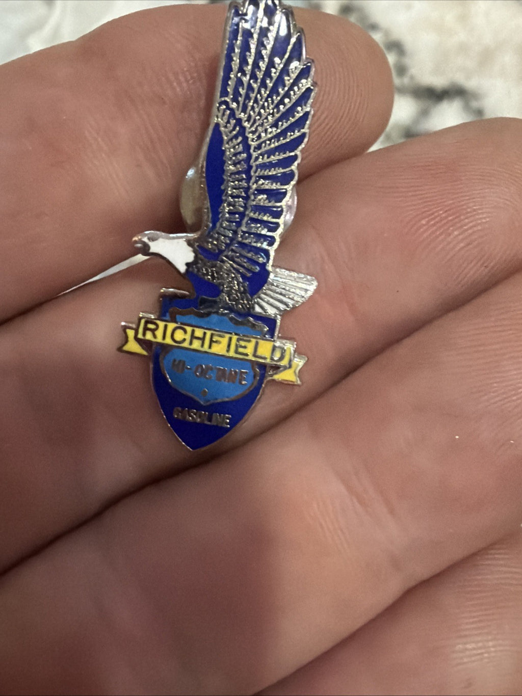 1980's Richfield GASOLINE Enameled Pin Back - High Hi Octane Motor Oil0