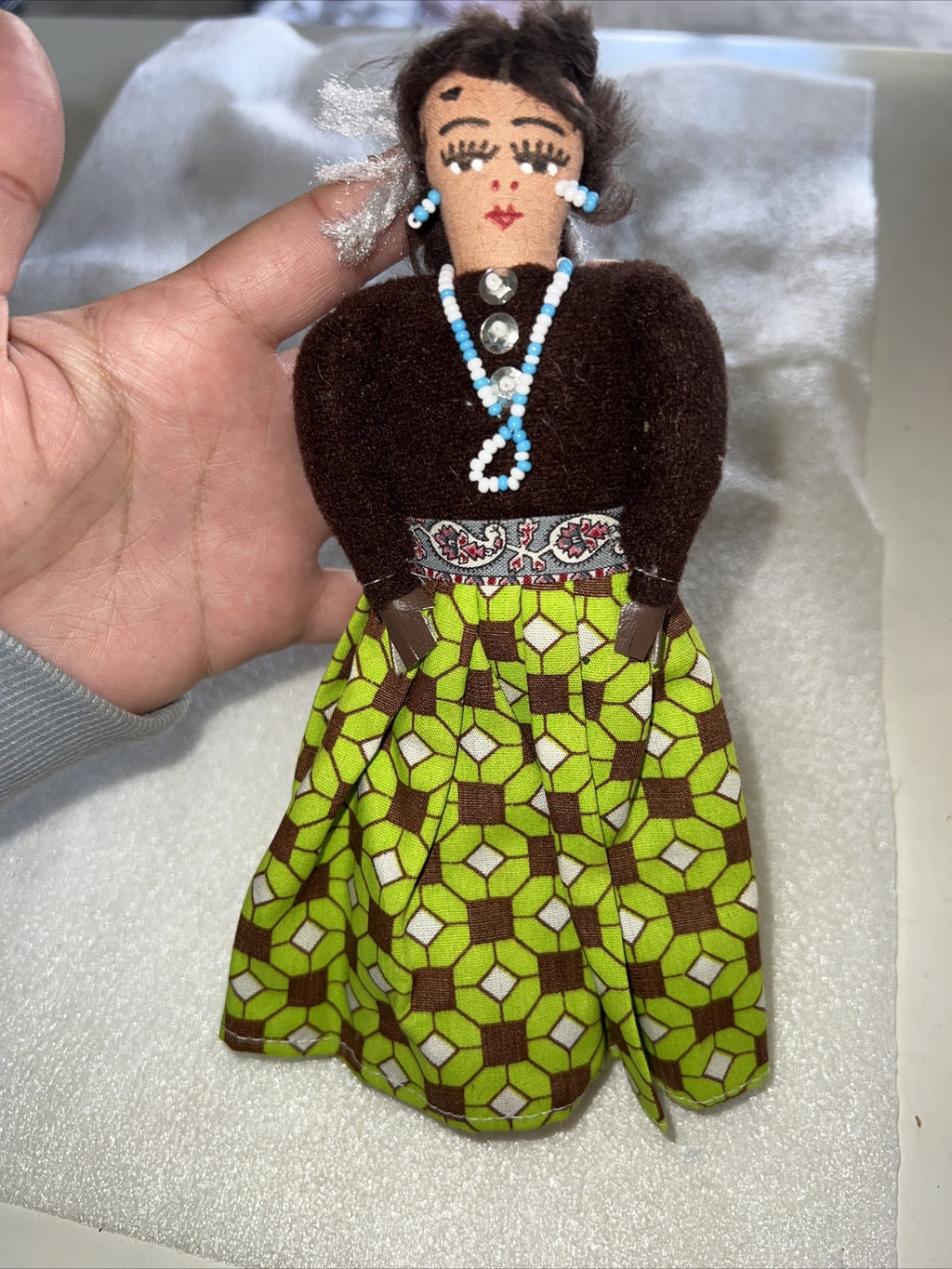Vintage Hand-Made Native American Indian Folk Art Doll 7.5”4