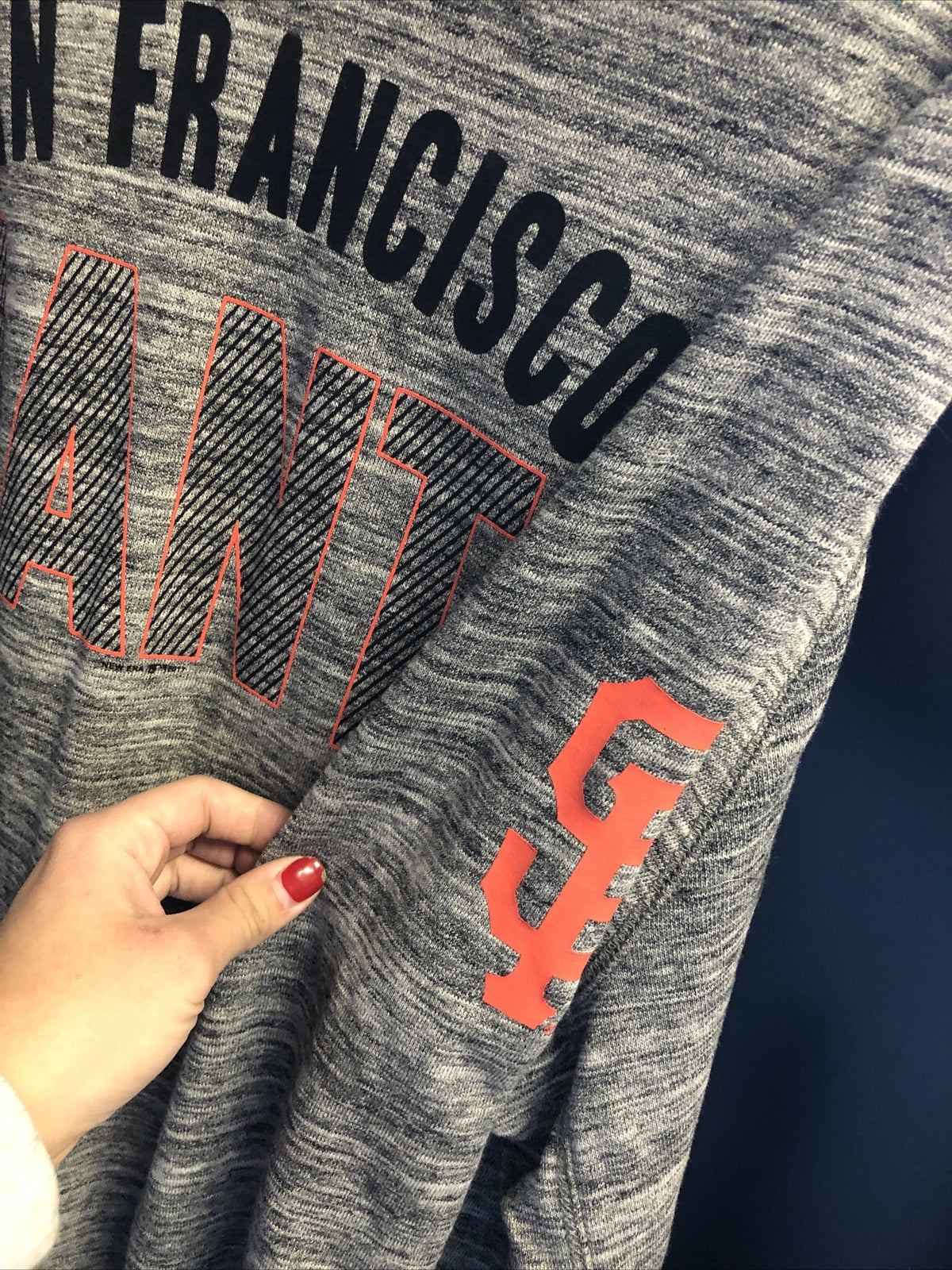 San Francisco Giants New Era Sweater Size XL2