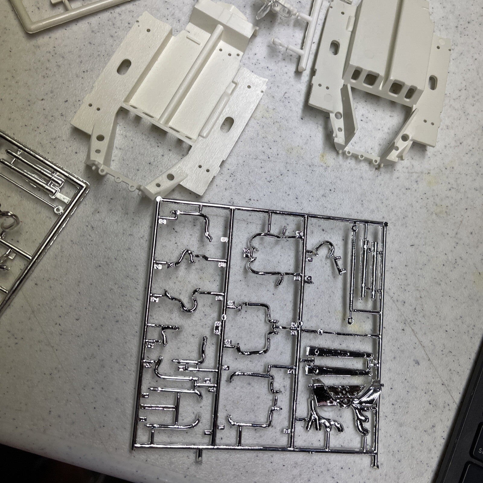 Original AMT Mark II Ford GT Lemans 1st Issue model kit Parts Lot6