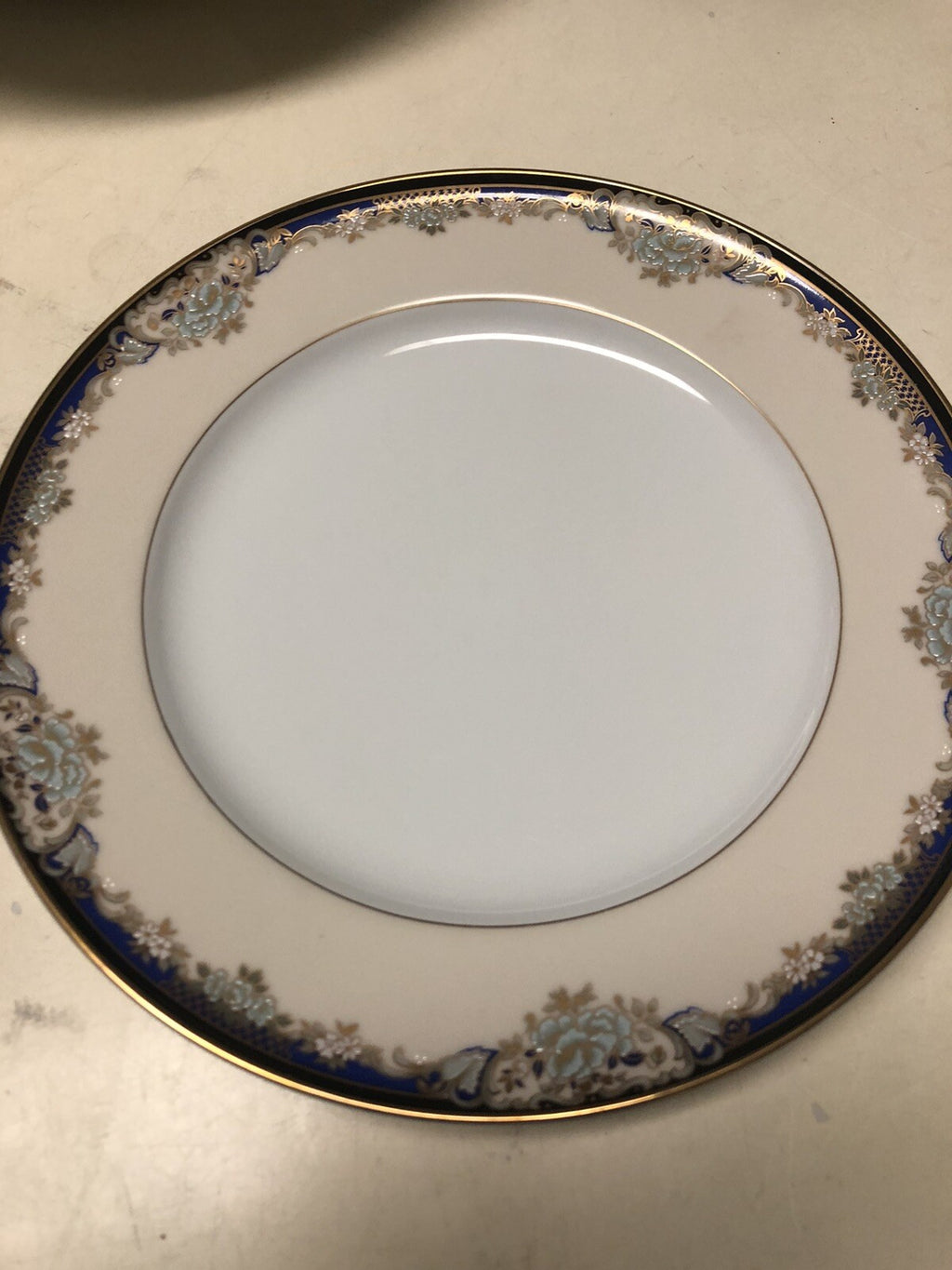 Mikasa Kingsley Rimmed Salad Plate LAC28 Blue & Gold Trim 8.5” Lot Of 21