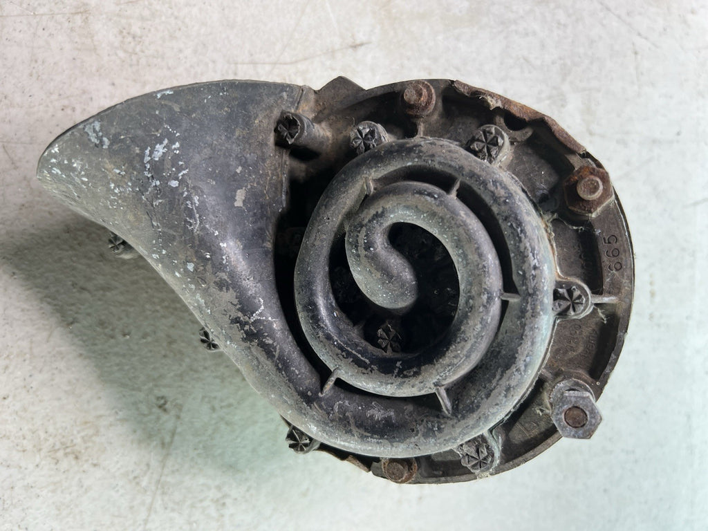 1950s Vintage Snail Horn – Rat Rod Hot Rod Dented0