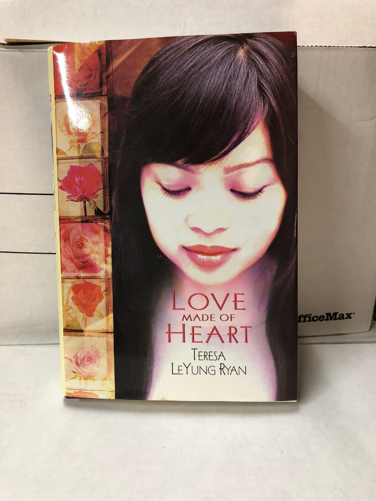 SIGNED- Love Made Of Heart by Teresa LeYung Ryan0