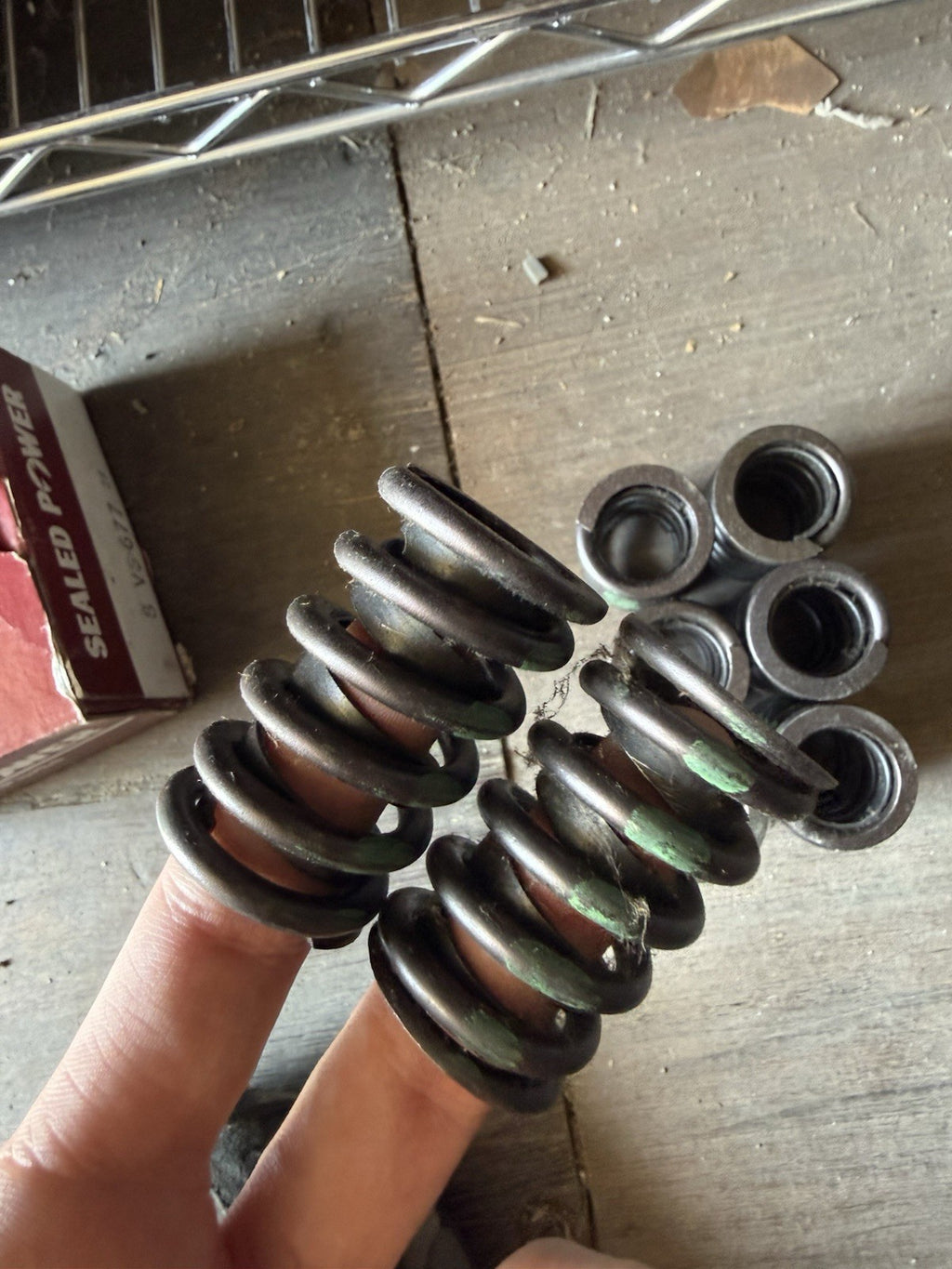 Sealed Power VS-677 Engine Valve Springs NOS Single Spring Fits Chevy V8 V65