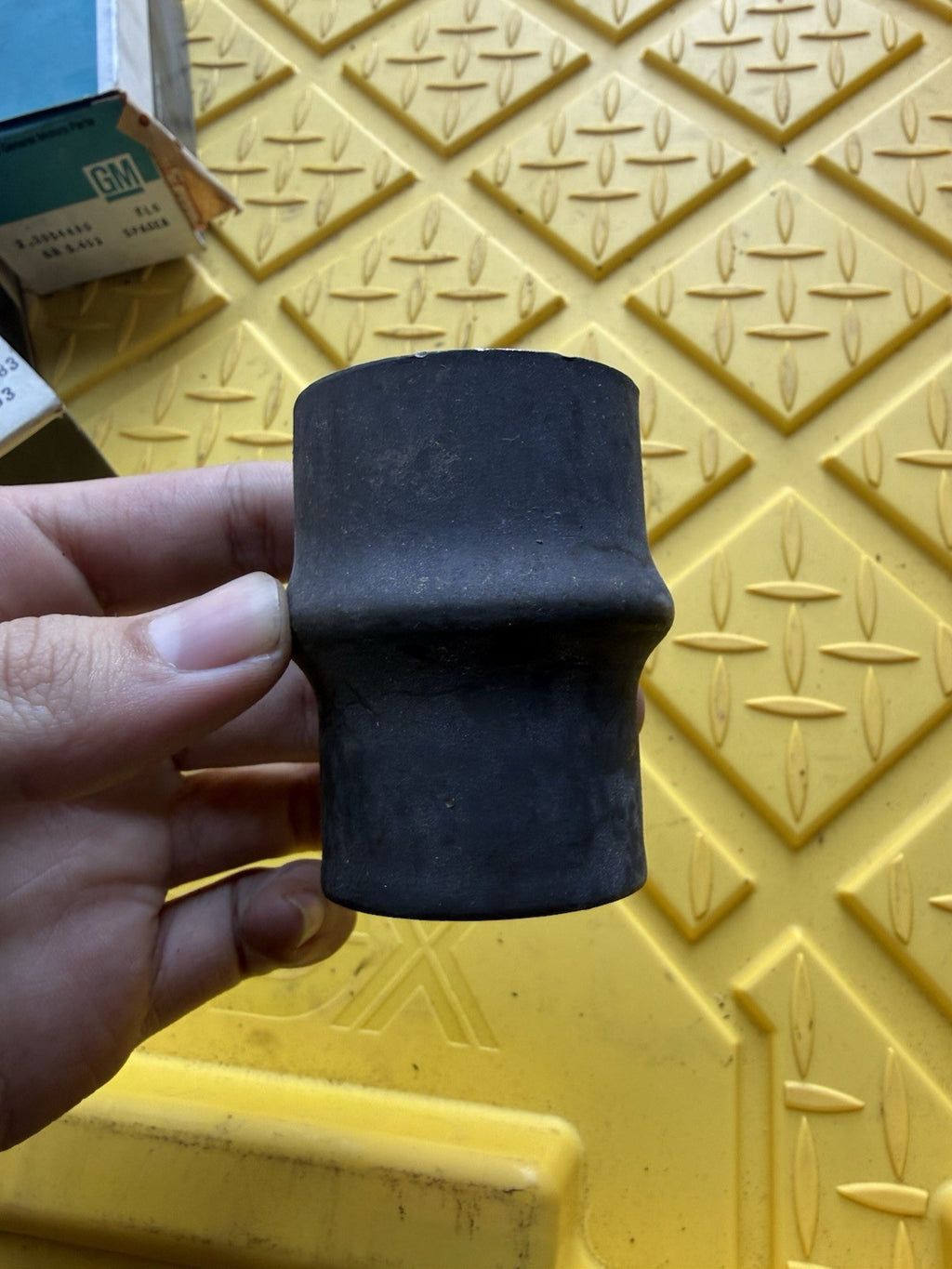 (1) NOS Genuine GM 3954483 Differential Pinion Spacer 66-79 Corvette1
