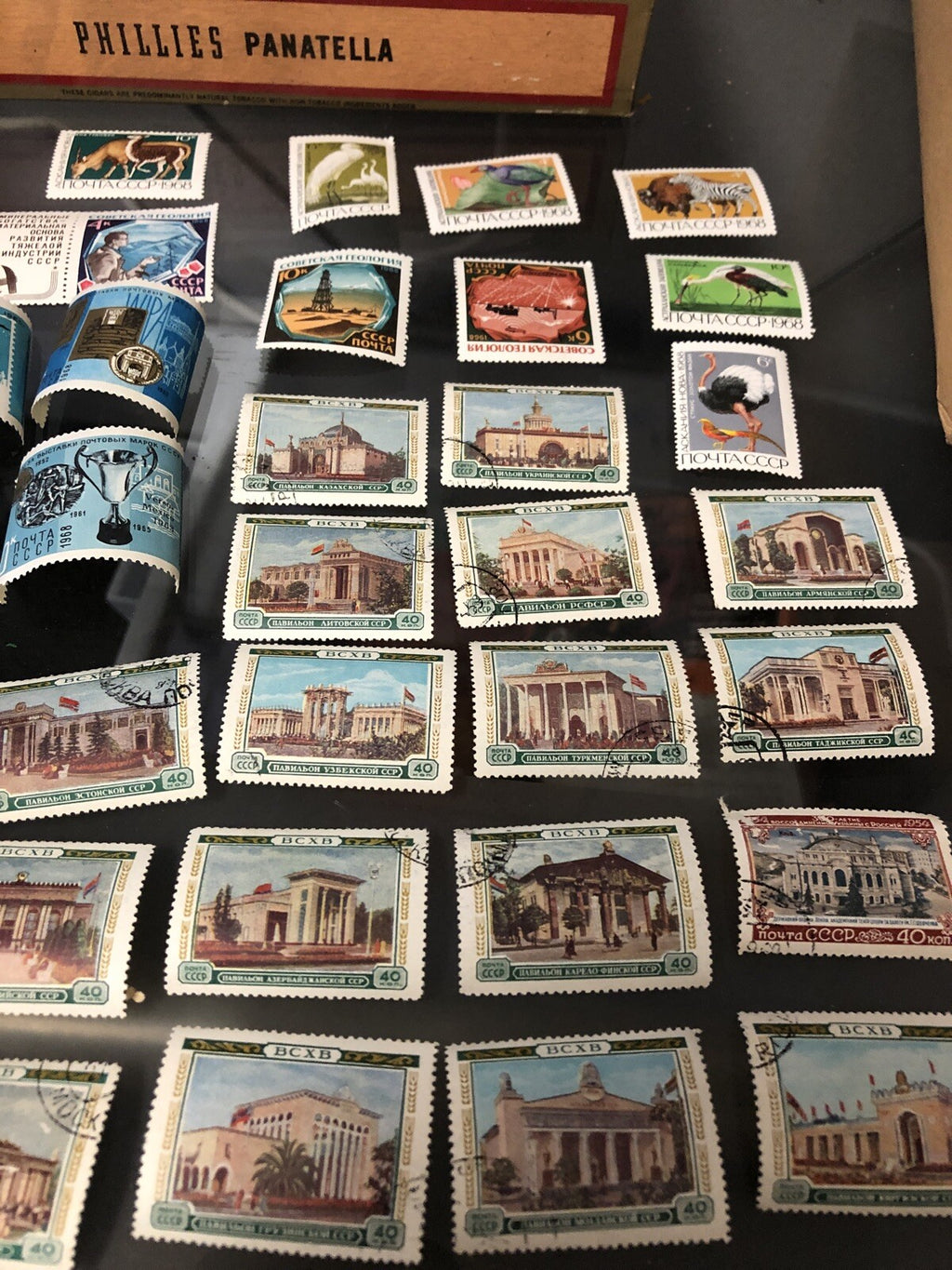 LOT Of 40 DIFFERENT MINT. POSTAGE STAMPS World Wide1