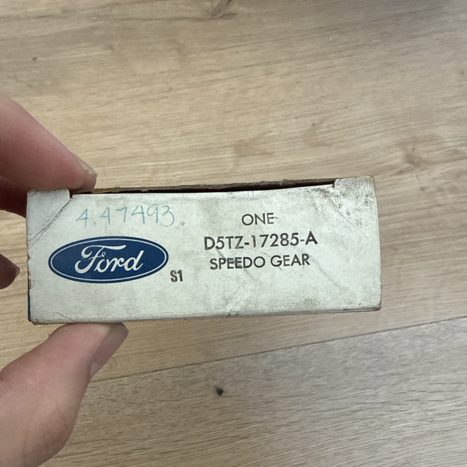 NOS Ford D5TZ-17285-A Speedo Gear New Old Stock OEM1