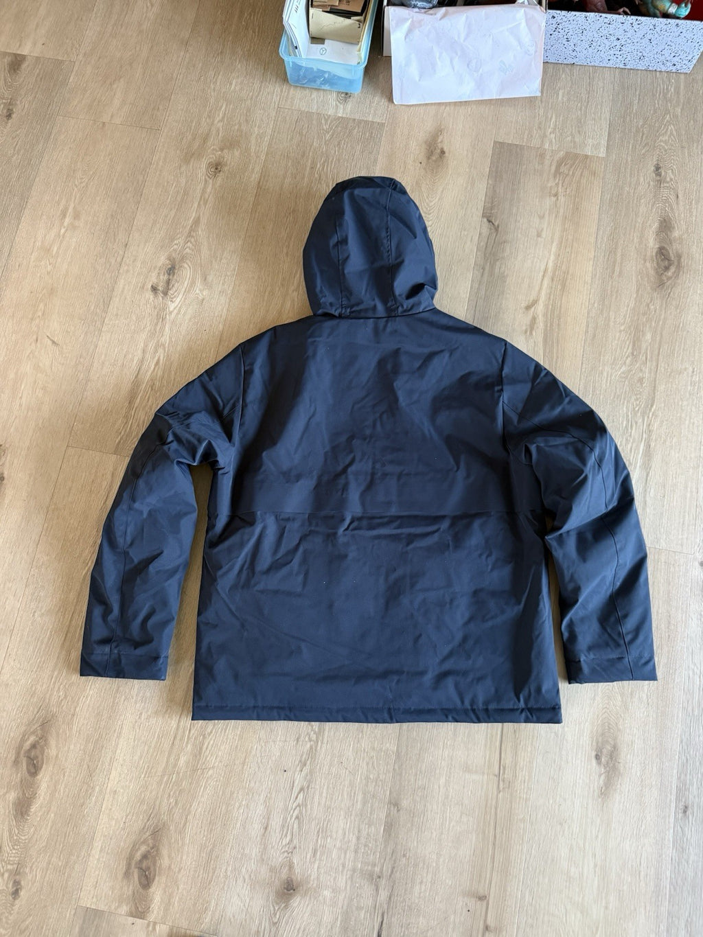 Black Tommy Hilfiger windbreaker jacket  Size L 1