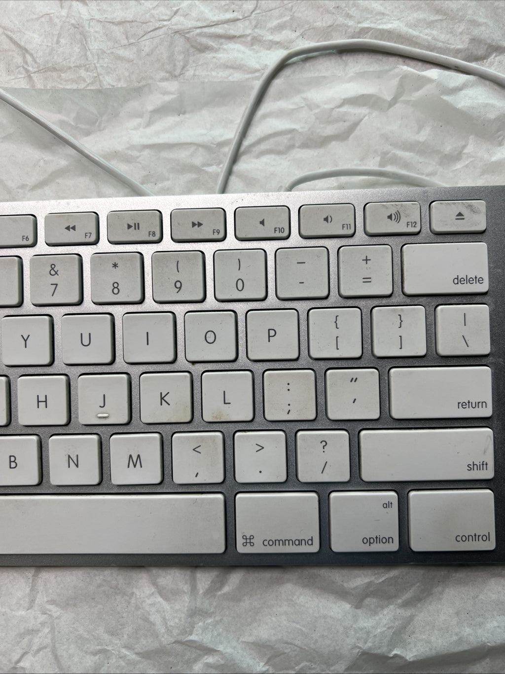 Genuine Apple A1243 Wired USB Keyboard w/ Numeric Keypad Used2