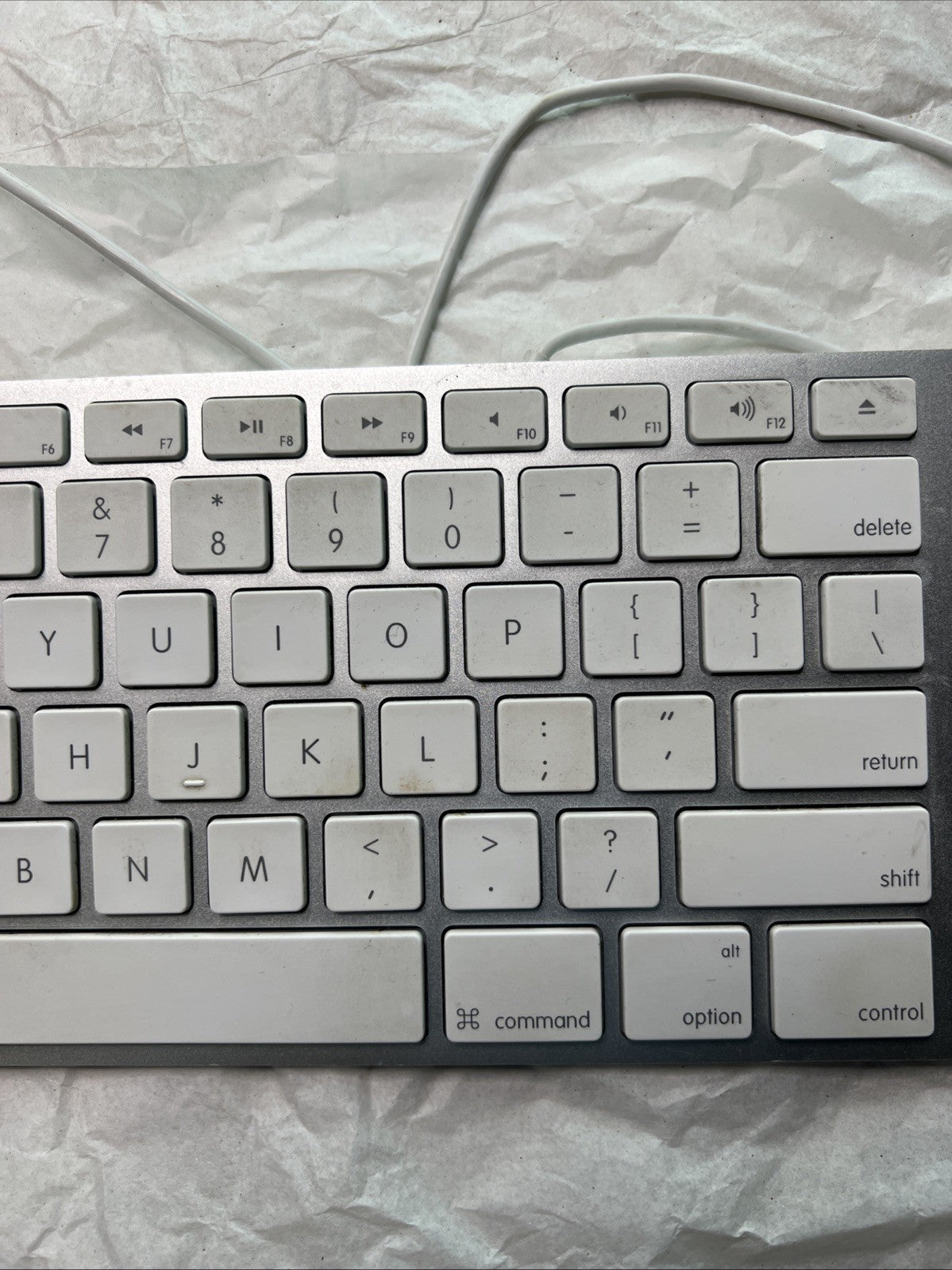 Genuine Apple A1243 Wired USB Keyboard w/ Numeric Keypad Used2