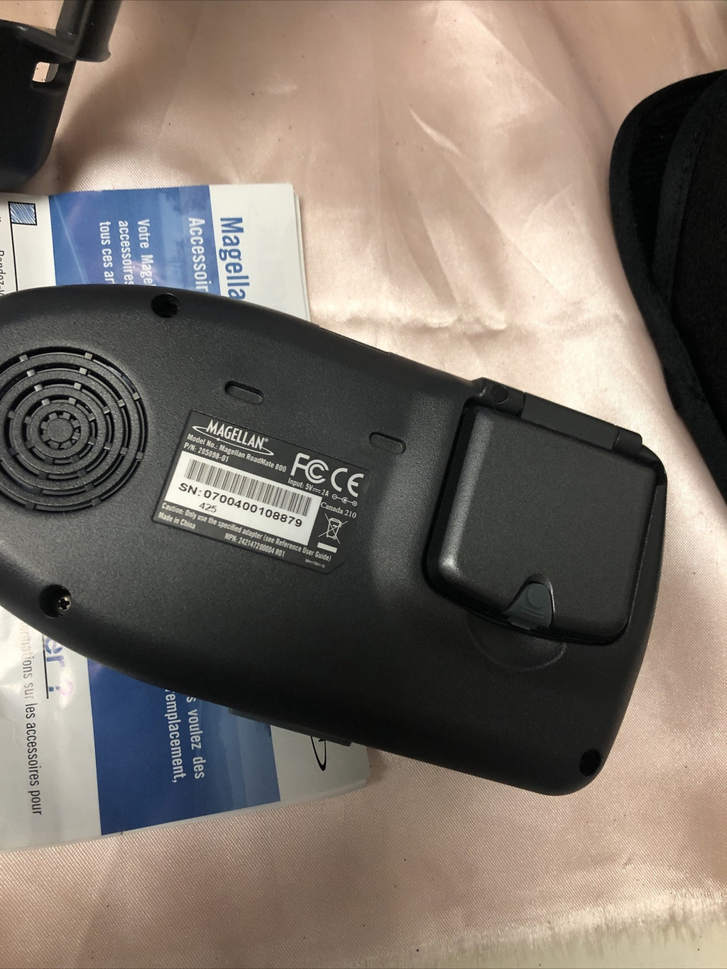 Magellan RoadMate 800 Car Portable GPS Navigator W/ Accessories See Pictures7