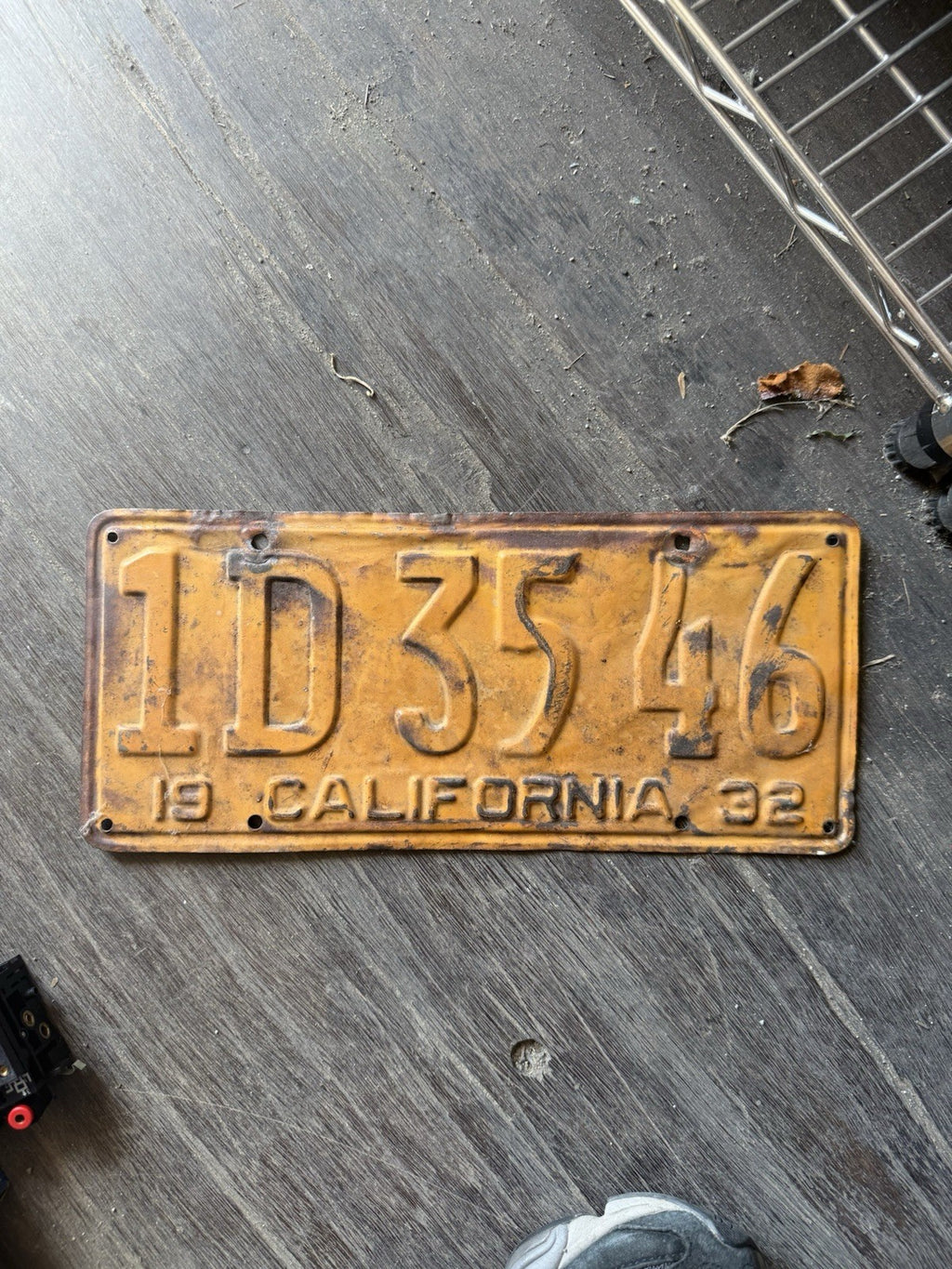 Vintage 1932 California License Plate Original Antique Yellow/Black Patina0