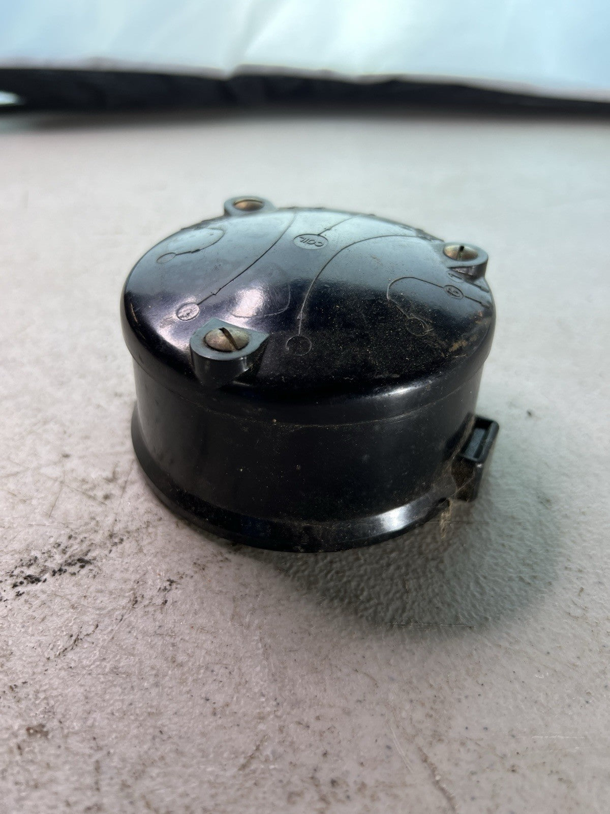 Vintage 8-Cylinder Distributor Cap – Coil Marked – Classic Ignition Part0