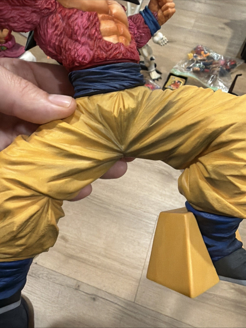 Dragon Ball GT (Super Saiyan 4 Goku), 28 cm Figure10