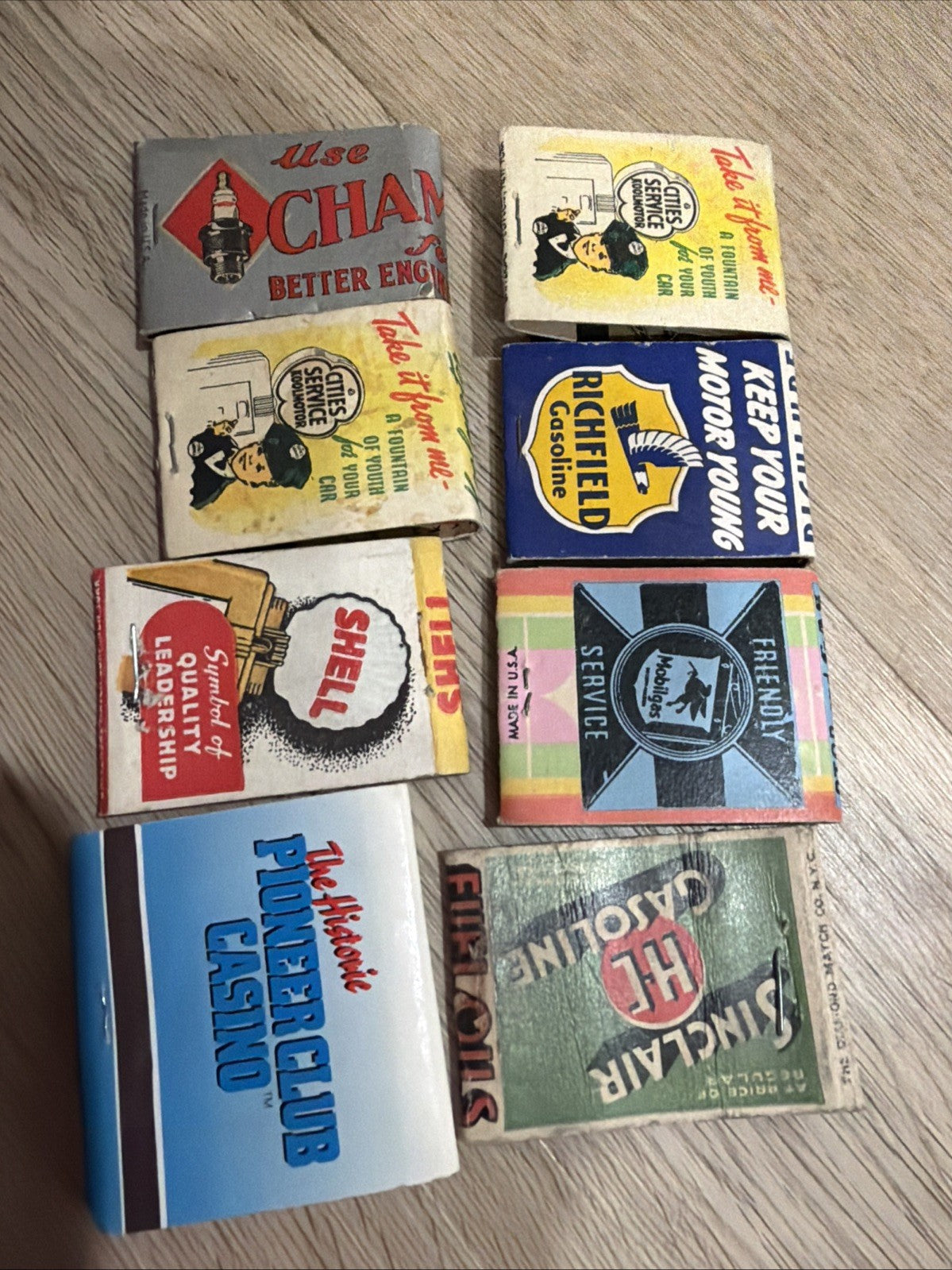 Vintage 1940's GAS STATION Matchbook Lot Richfield Sinclair Champion Mobilgas0