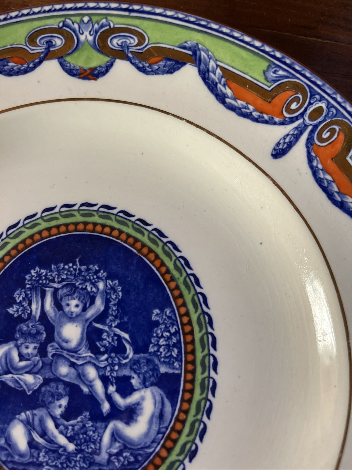 WEDGWOOD ETRURIA ENGLAND cherub PLATE CA 1879-1908 10” gold gilt4