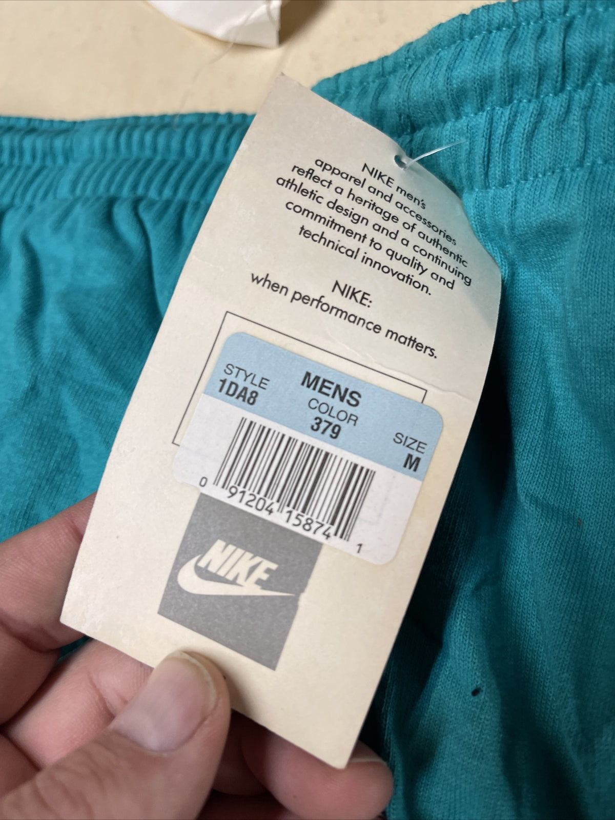new old stock true vintage 1991  nike shorts Adult Size M green w tags 2