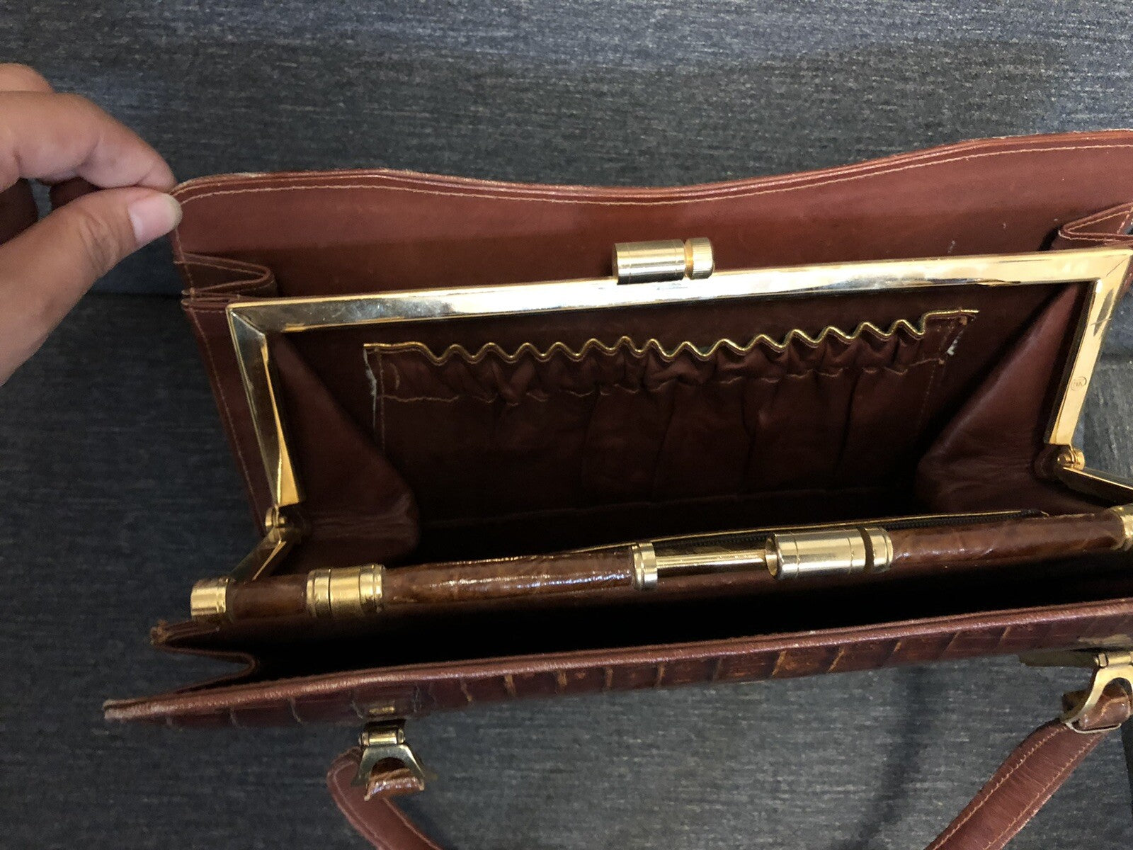 Unique Vintage Crocodile Handbag Purse Antique6
