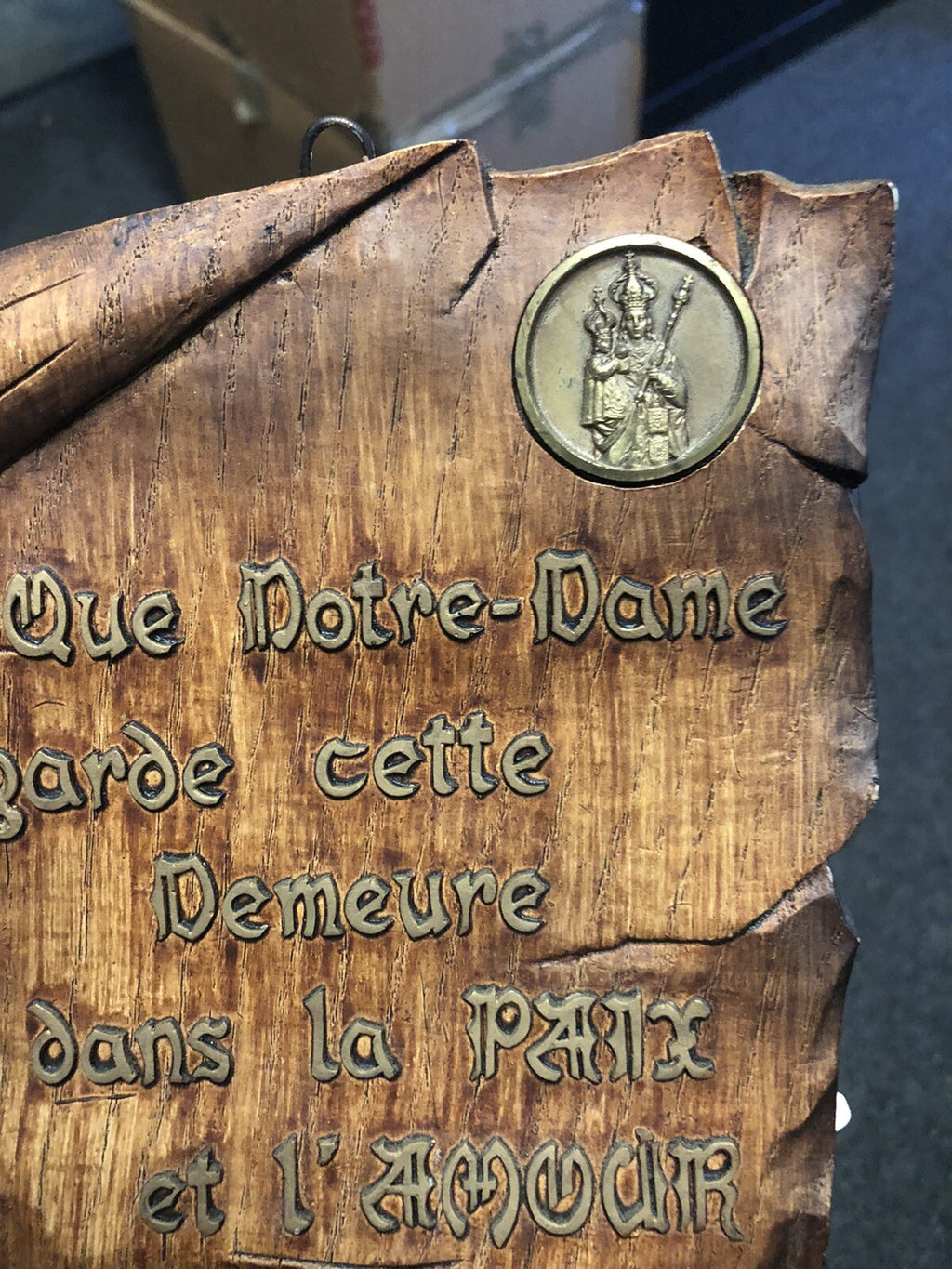 Vintage Notre Dame Wall Hanging Wooden Plaque 7”x5”2