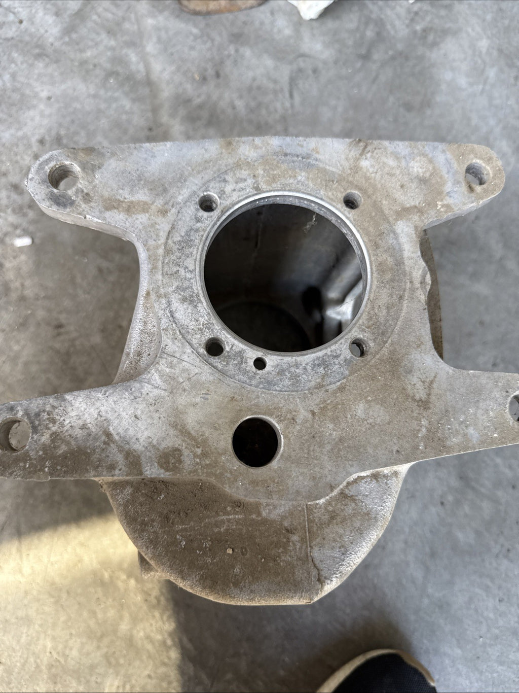 3851325 General Motors GM Muncie Main Case5