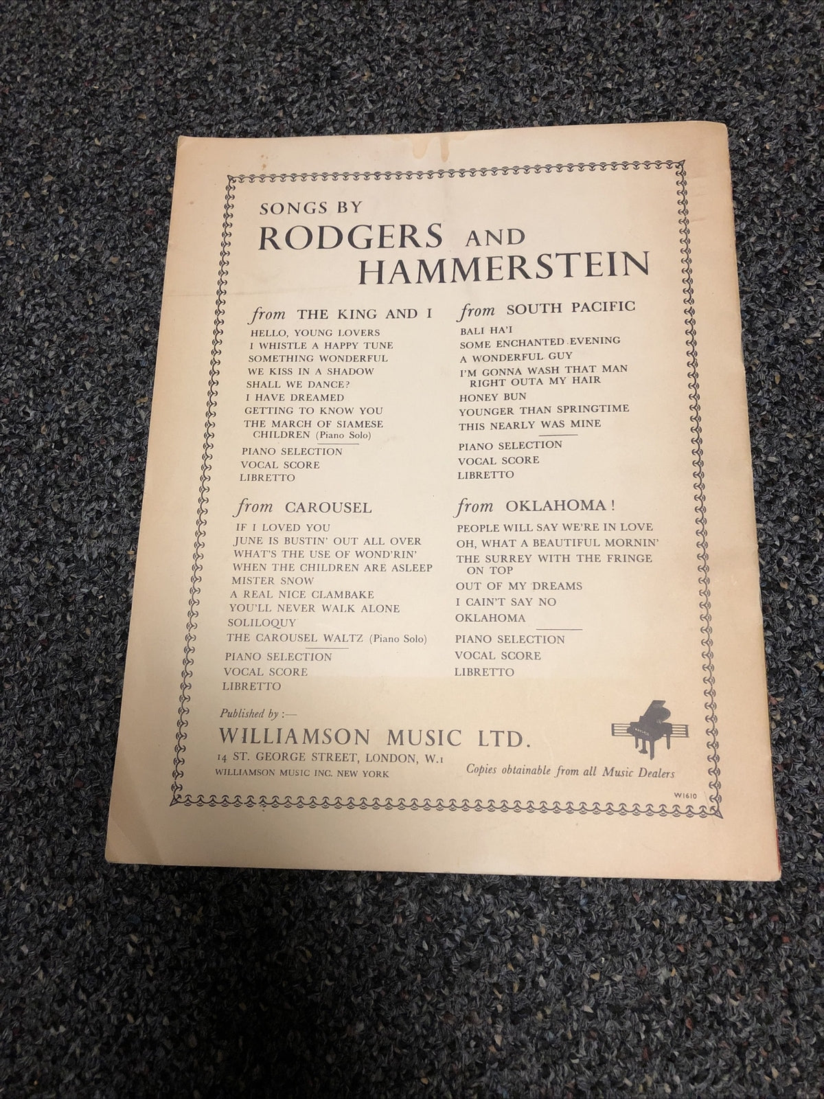 1951 The King And I Song Album- Words & Music Of 5 Songs Rodgers & Ham. EP853