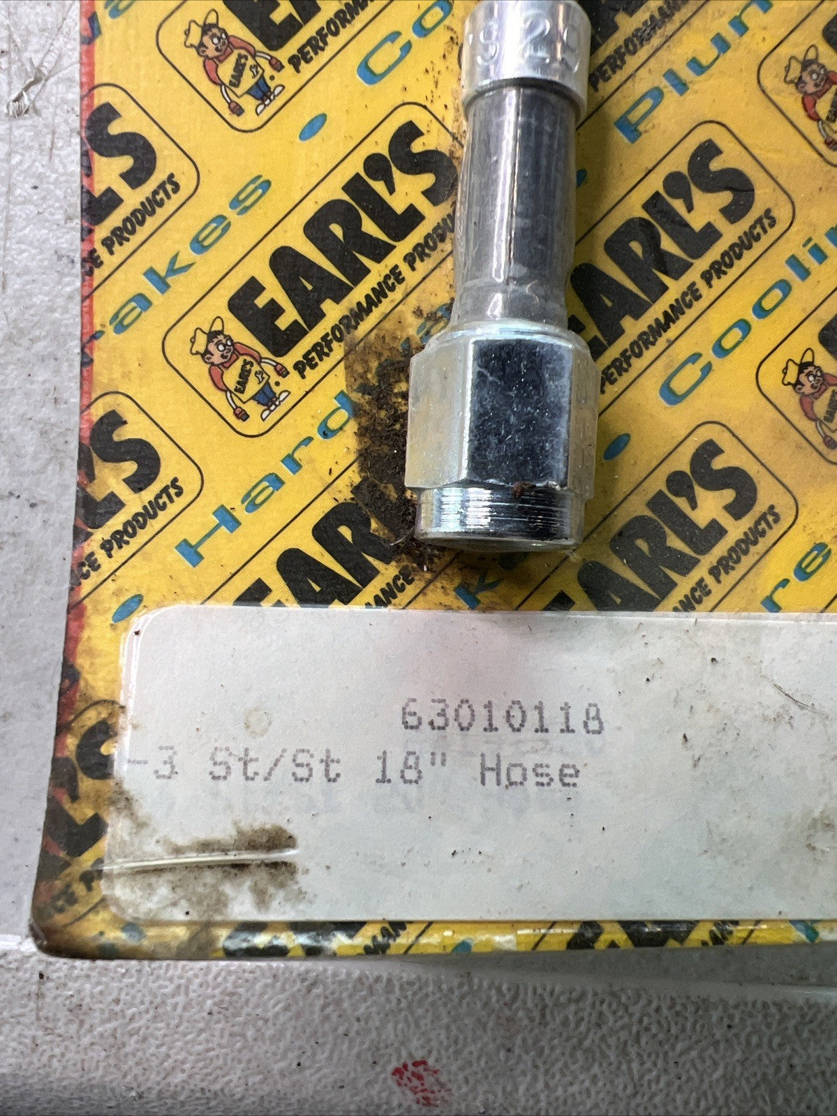 18” Earls Performance Stainless Braided Break Line Hose1