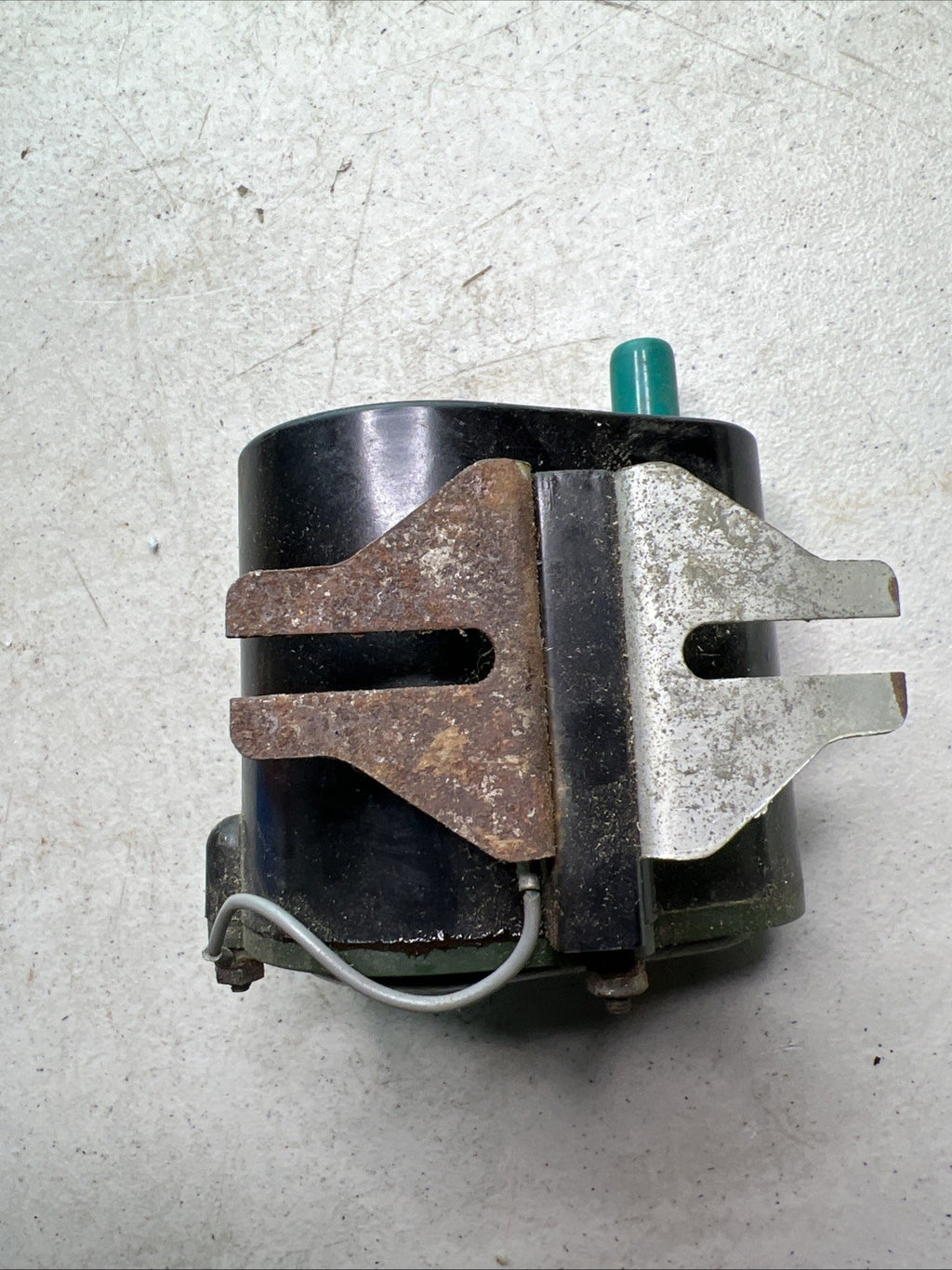 VINTAGE MITCHELL  HI-Q 6 VOLT-IGNITION COIL-NEGATIVE GROUND Car Part4
