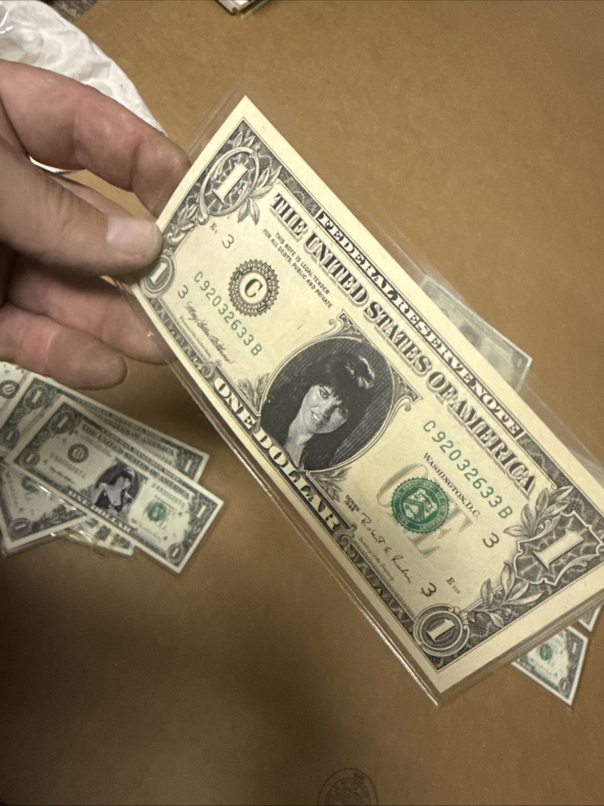 SUPER RARE XENA (LUCY LAWLESS) REAL ONE DOLLAR BILL FROM 1995 Lot Of 117