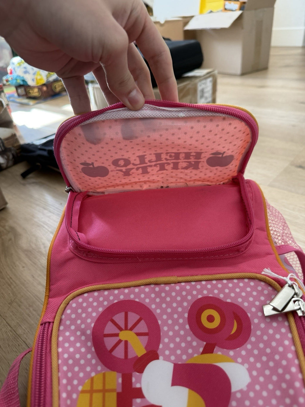 Hello Kitty Kids Backpack  28”x 56” Sanrio 2012 Children6