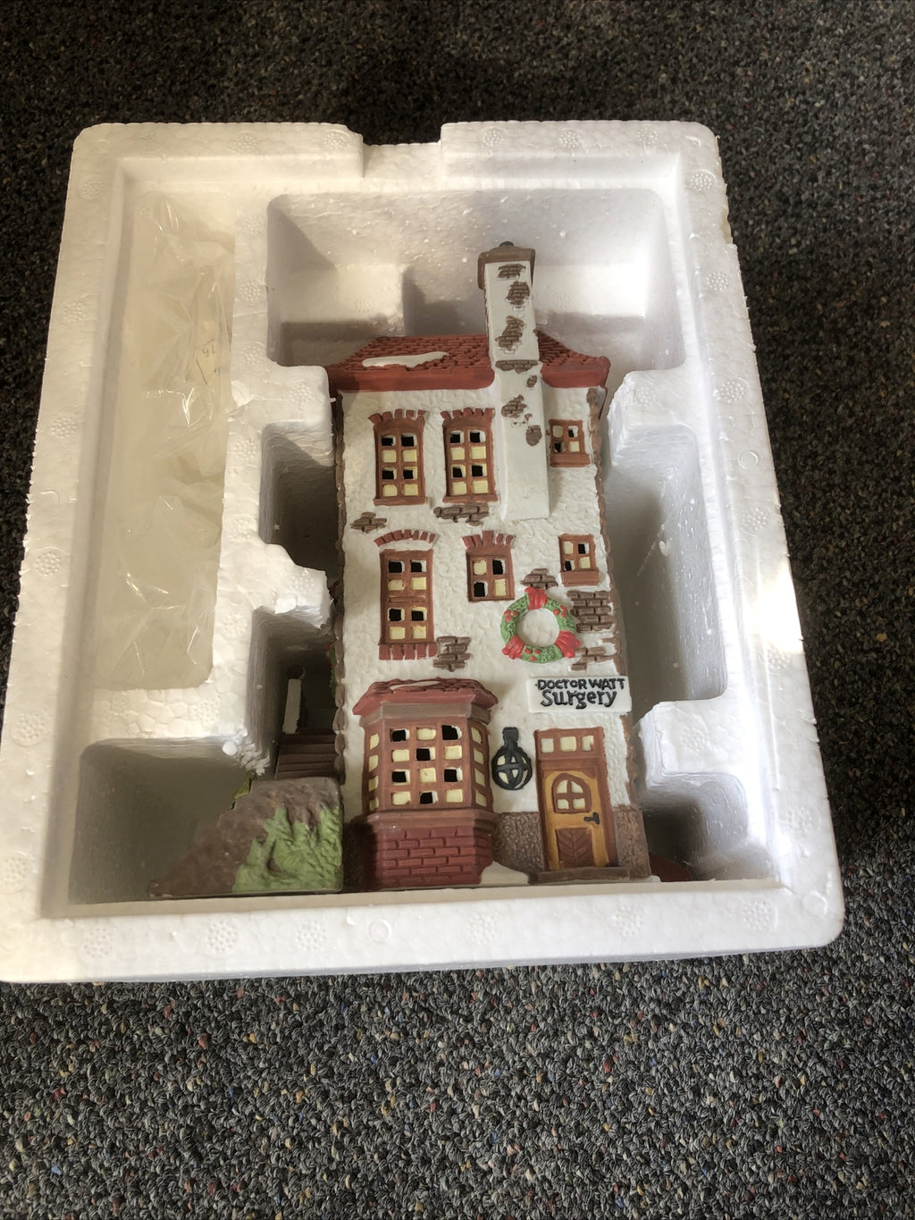 DEPARTMENT 56 DICKENS VILLAGE "C.H. WATT PHYSICIAN" W/BOX2