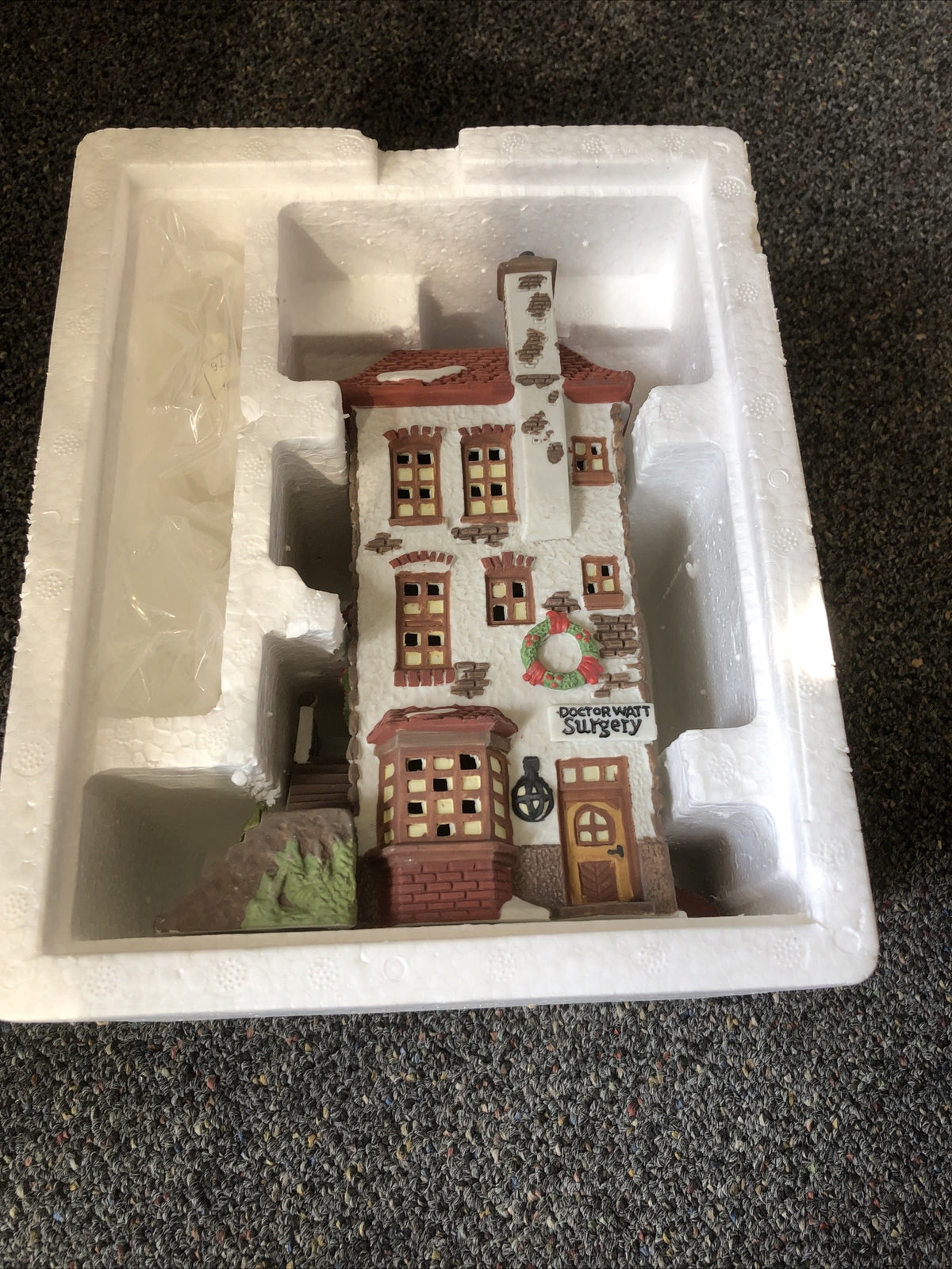 DEPARTMENT 56 DICKENS VILLAGE "C.H. WATT PHYSICIAN" W/BOX2