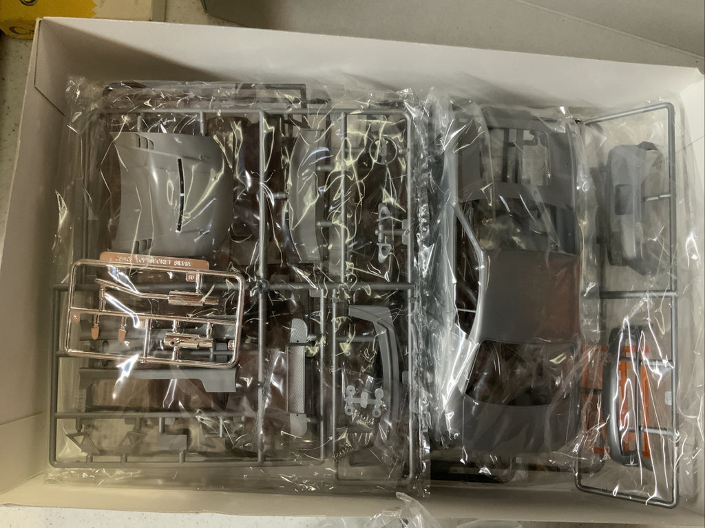1/24 Aoshima  S15 Silvia Nissan Top Secret -- S package  Ver.R3